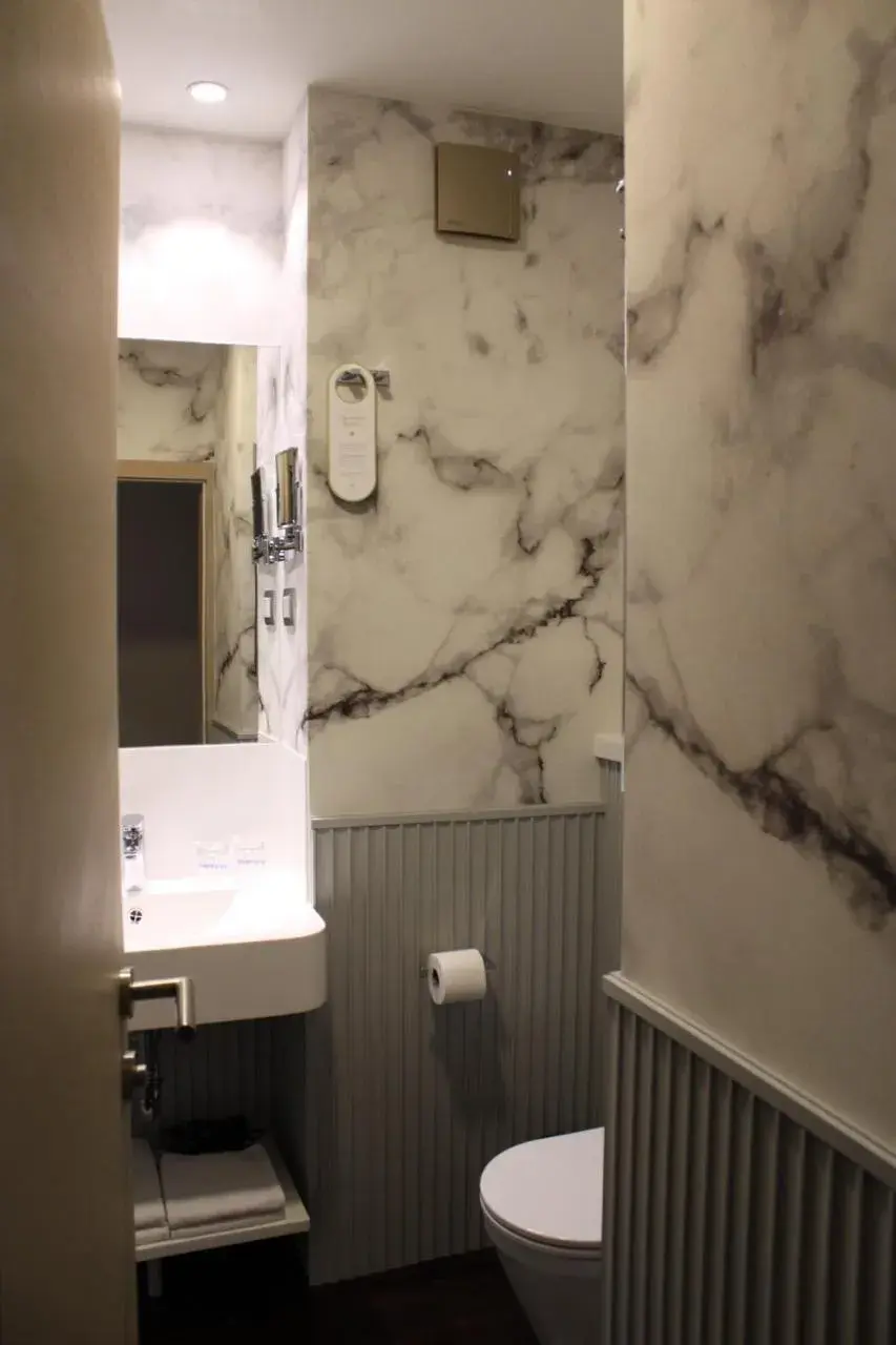 Double Room in Hotel Palma Double Room in Hotel Palma