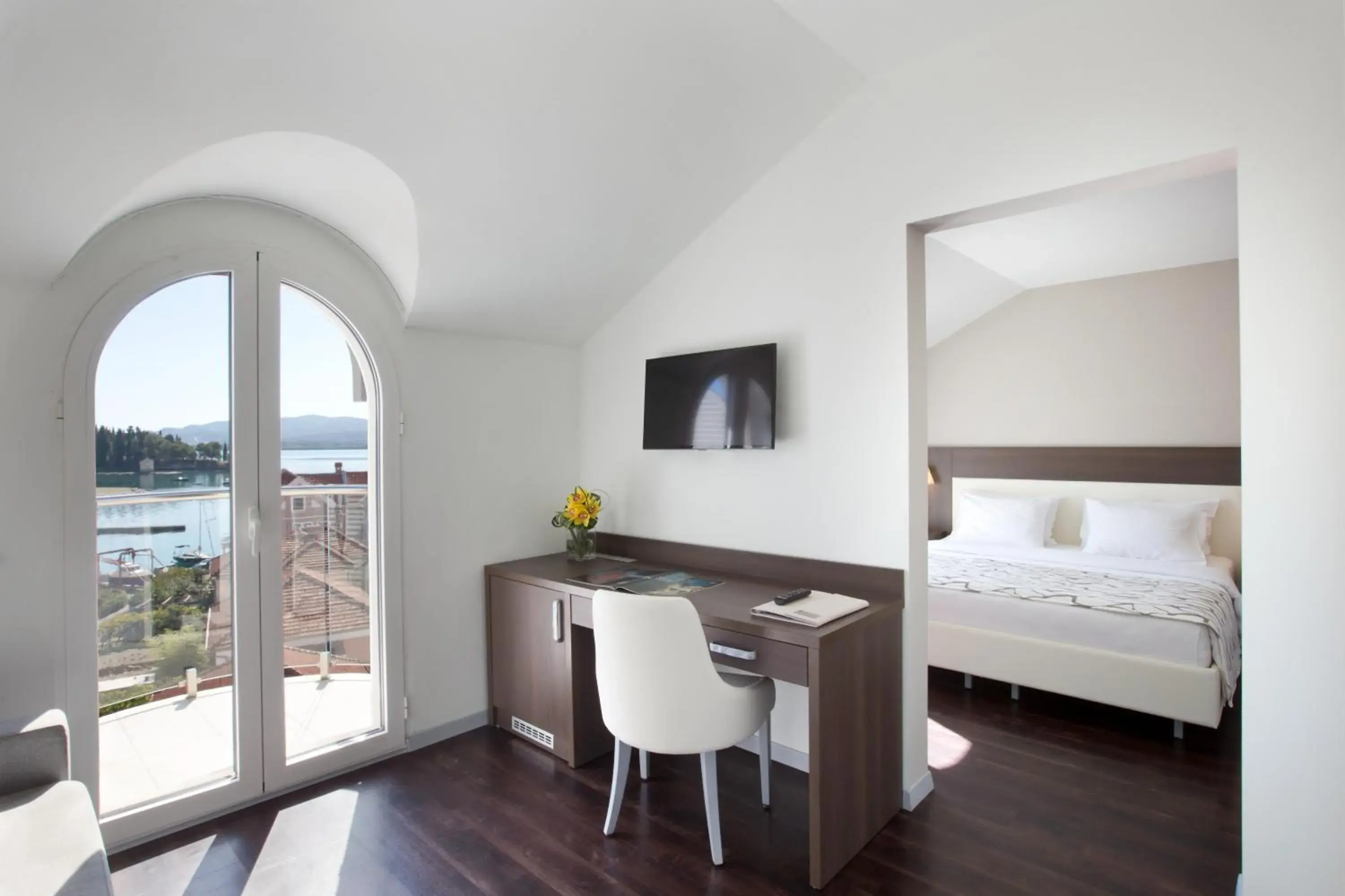 Junior Suite with Side Sea View in Hotel Palma Junior Suite with Side Sea View in Hotel Palma