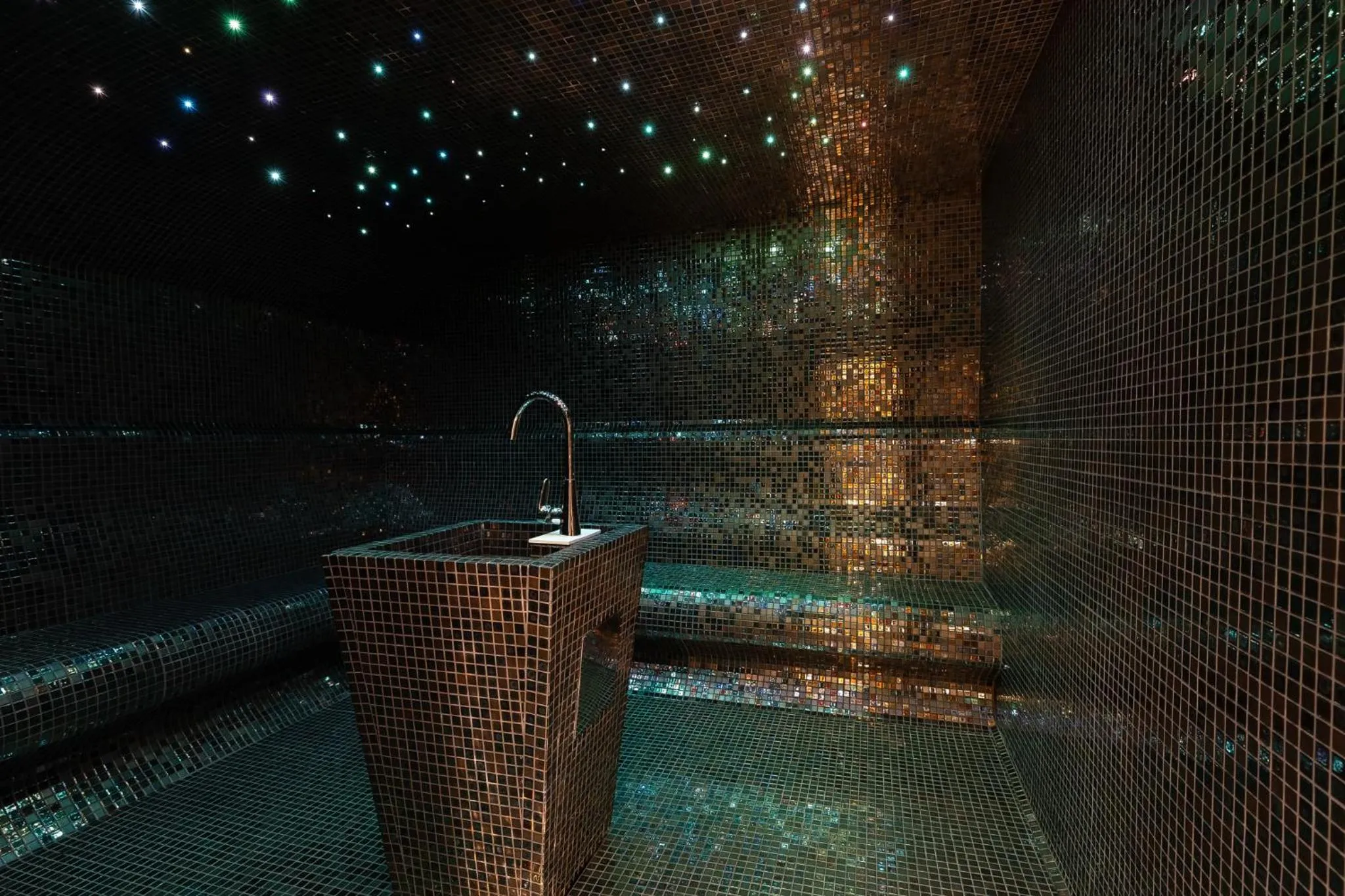 Steam room in Hotel Palma