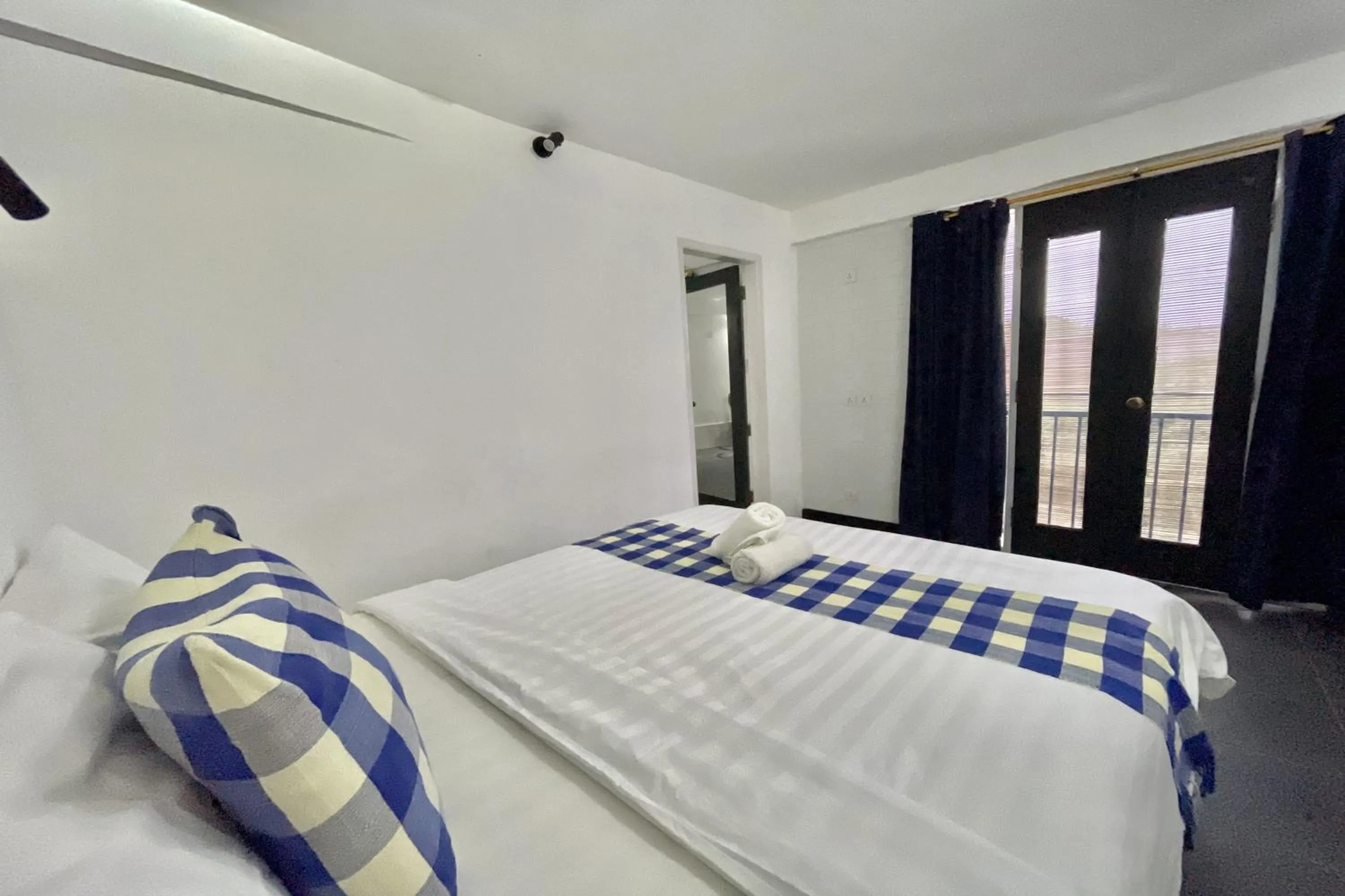 Bedroom, Bed in Taman Unique Hotel Senggigi