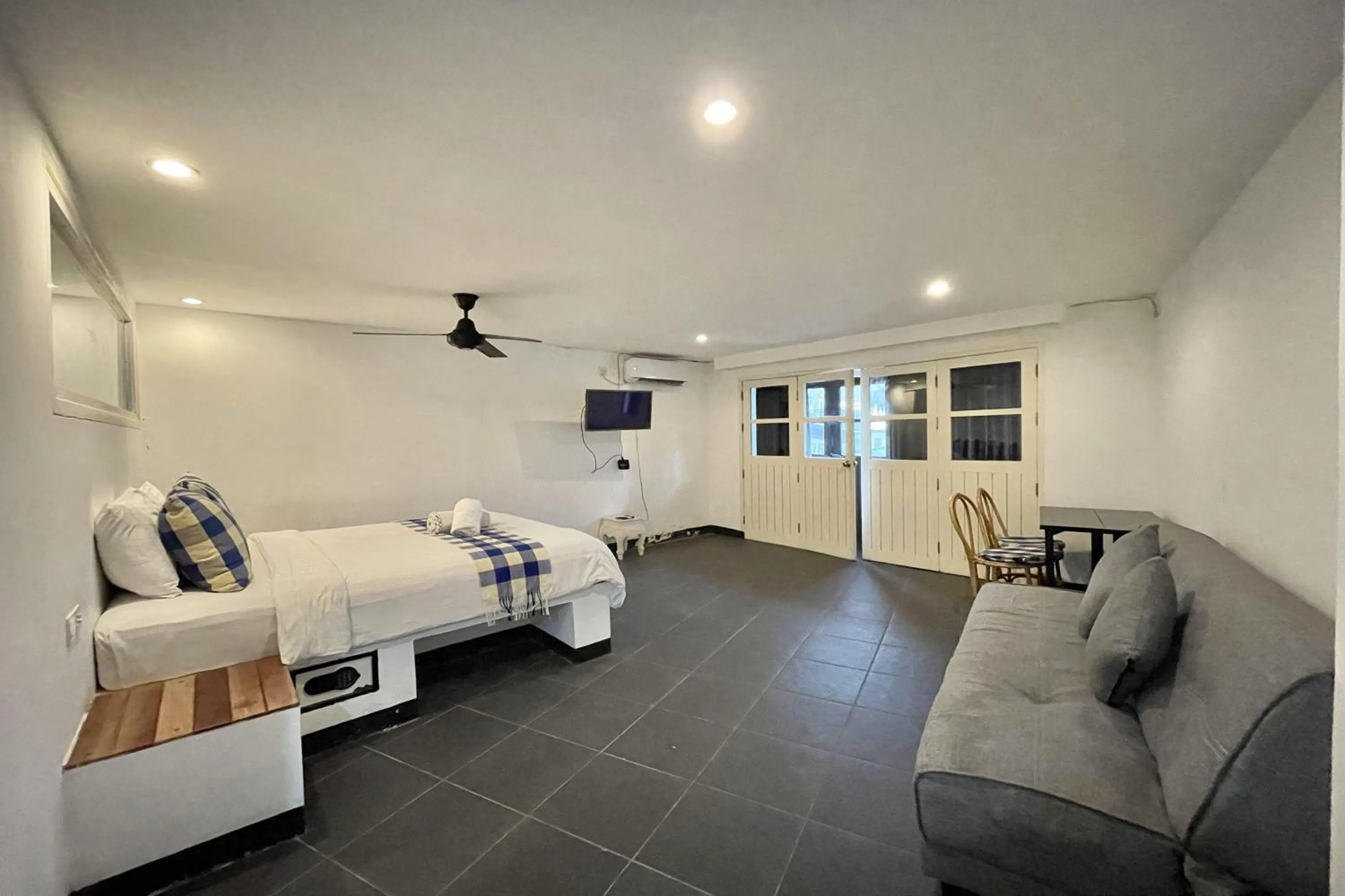 Bedroom, Bed in Taman Unique Hotel Senggigi