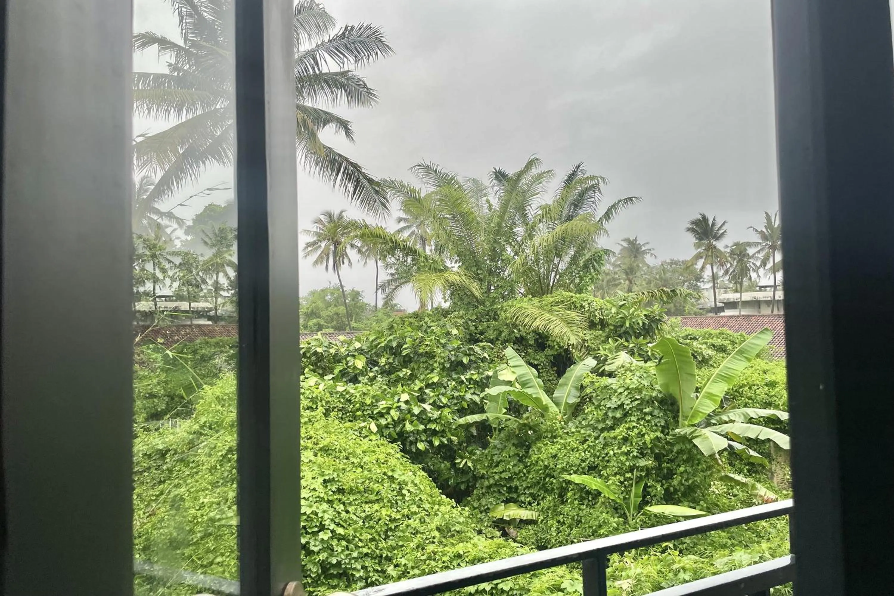 Garden view in Taman Unique Hotel Senggigi
