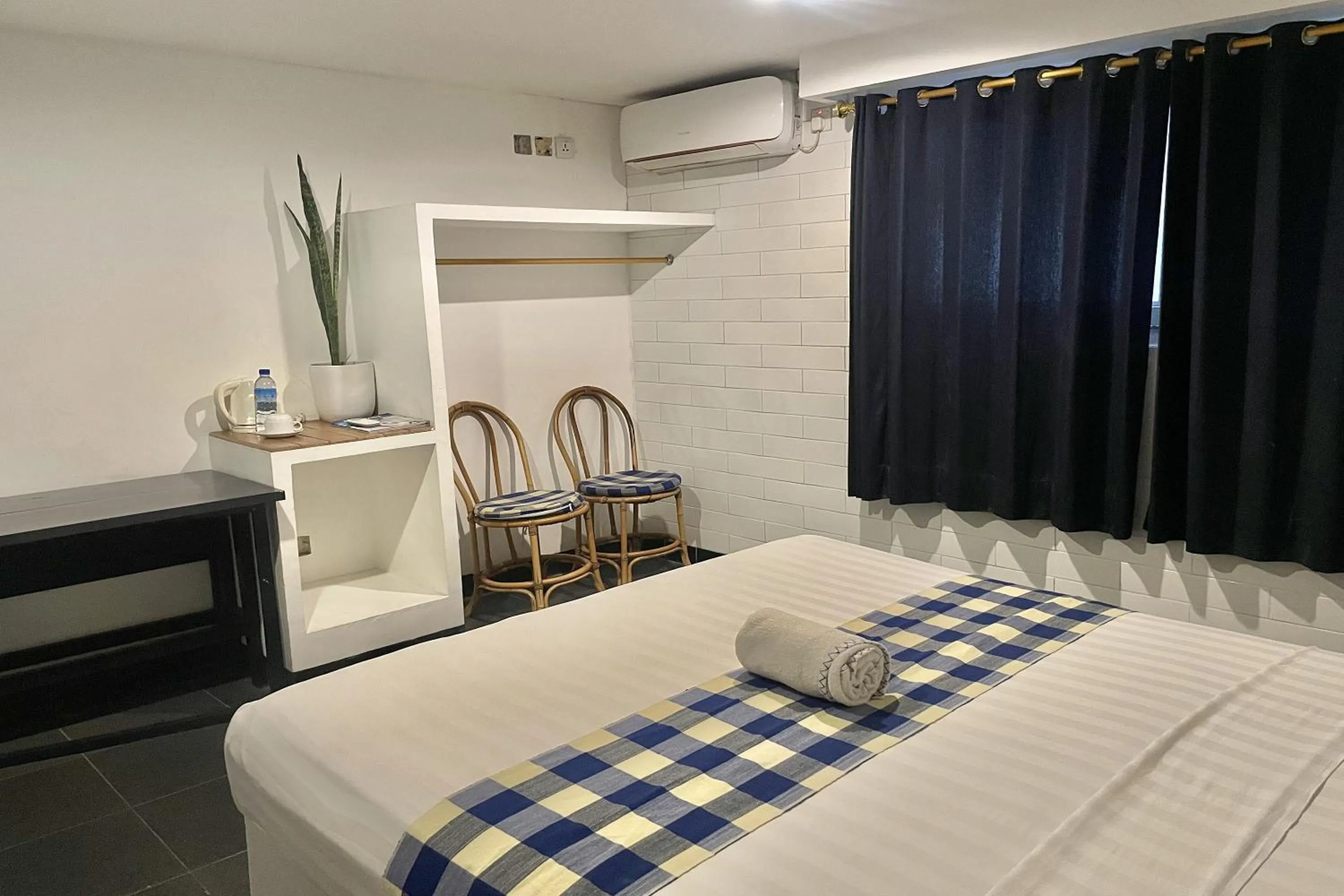 Bedroom, Bed in Taman Unique Hotel Senggigi