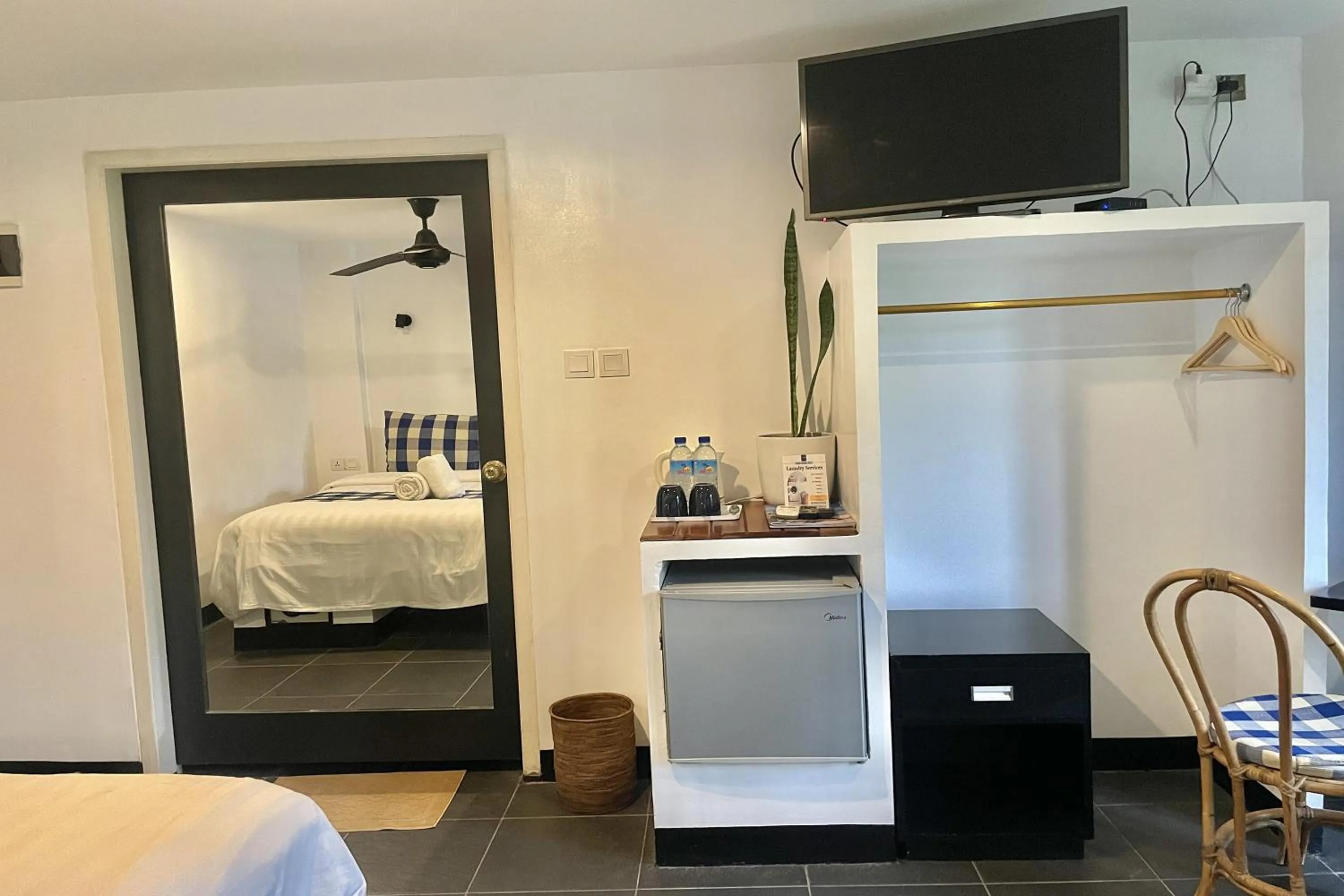 Photo of the whole room, Bed in Taman Unique Hotel Senggigi