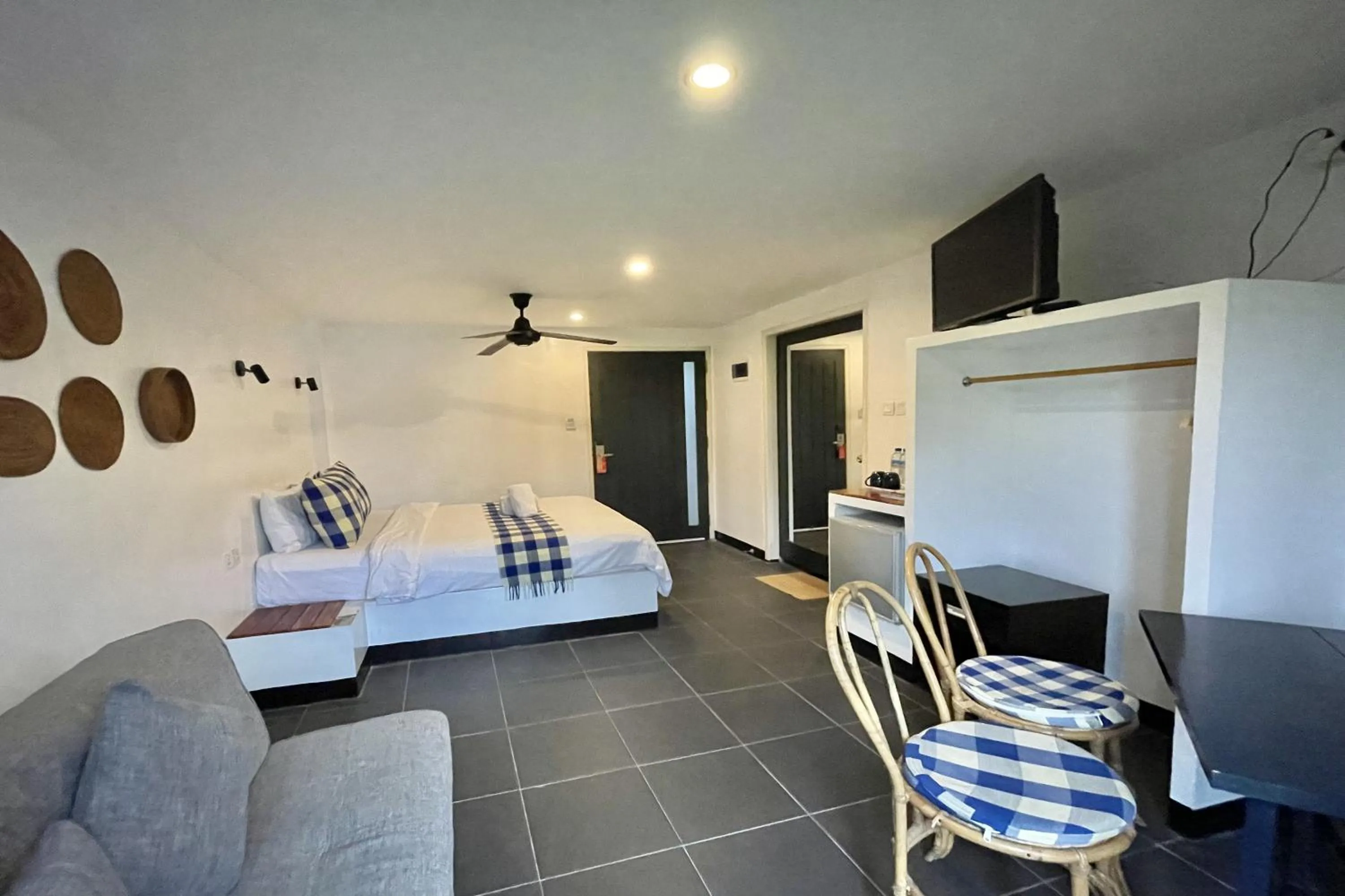 Photo of the whole room, Bed in Taman Unique Hotel Senggigi