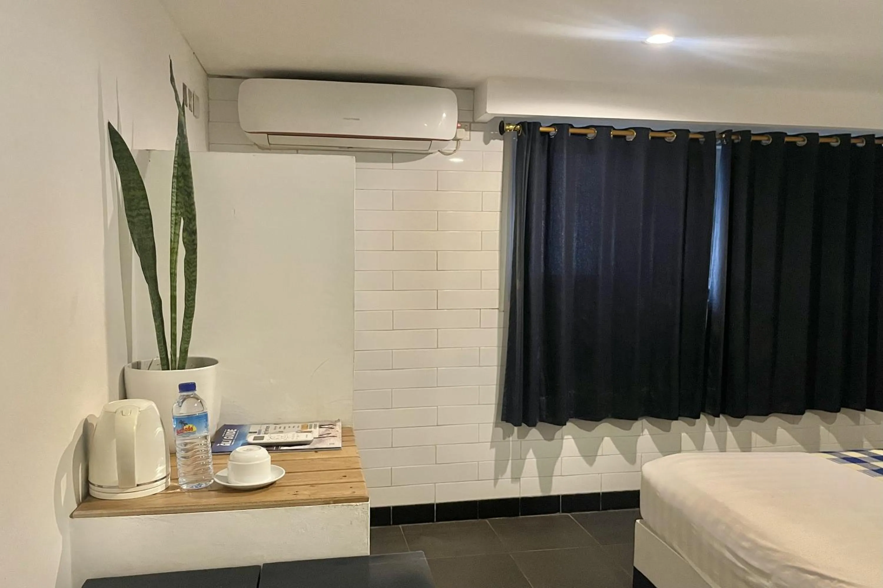 Bedroom, Bed in Taman Unique Hotel Senggigi