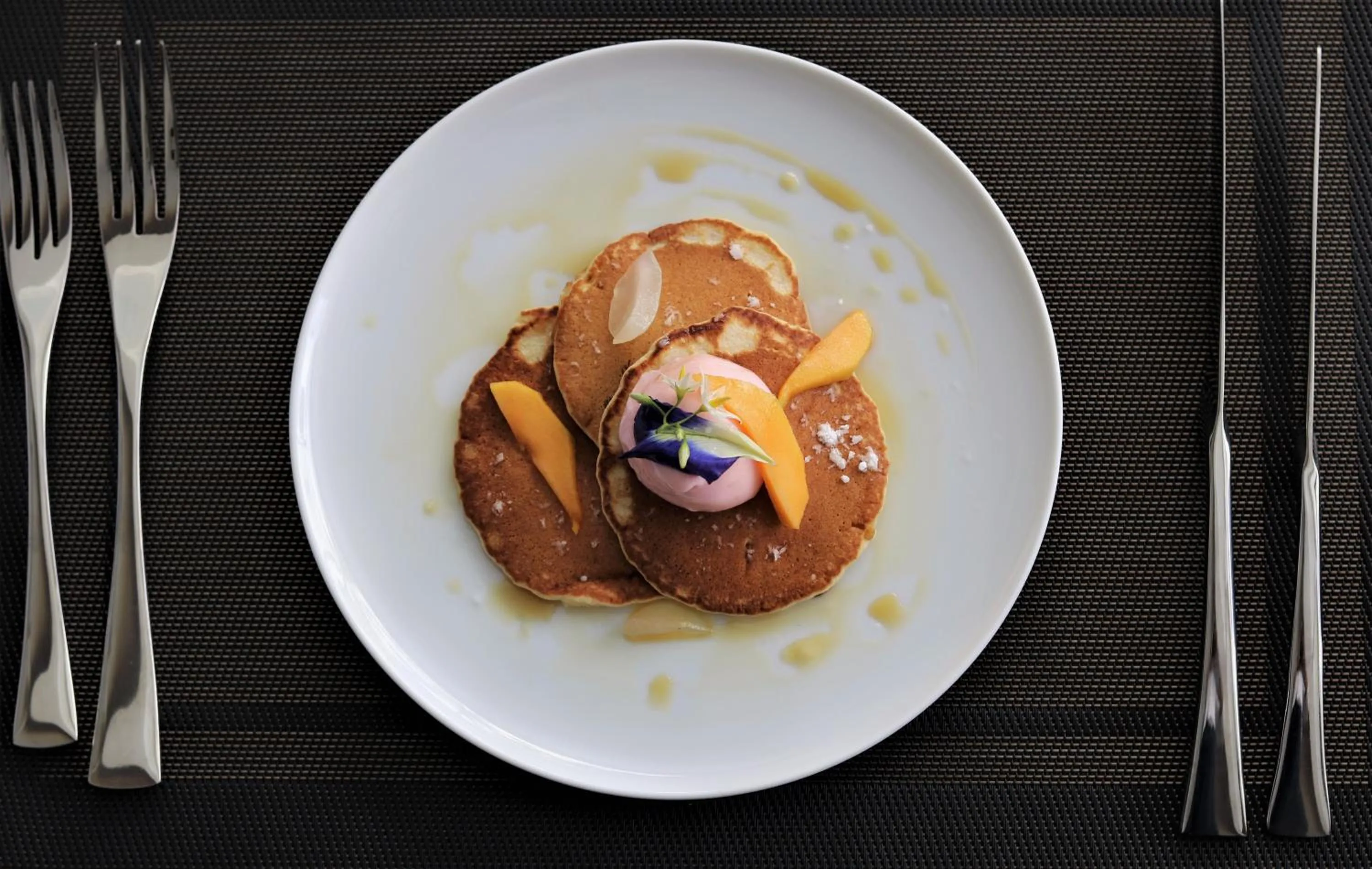 Food in Daffodils Beach Negombo