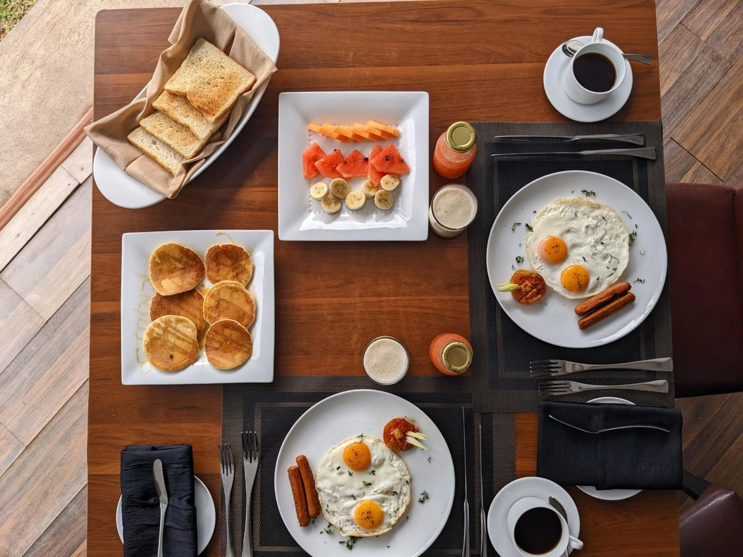 Food in Daffodils Beach Negombo