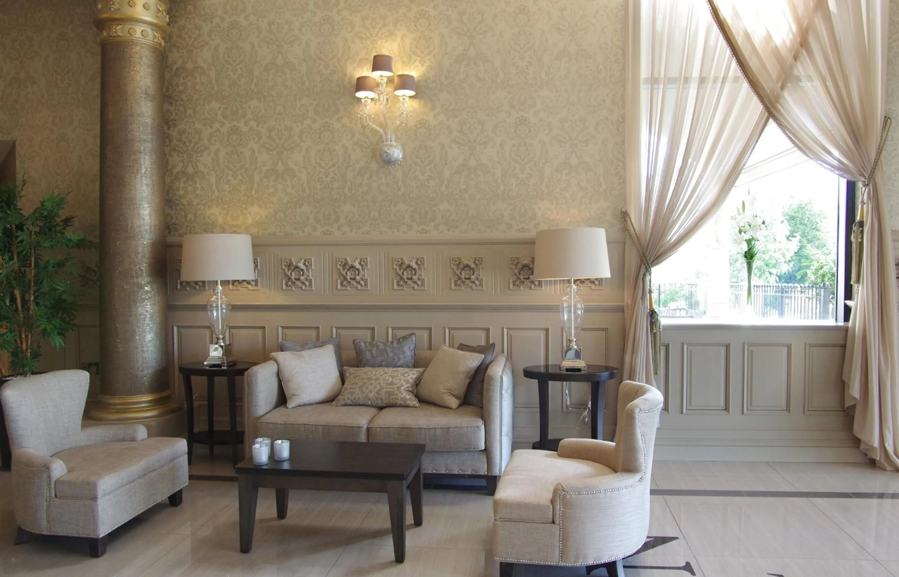 Area and facilities in Glenavon House Hotel