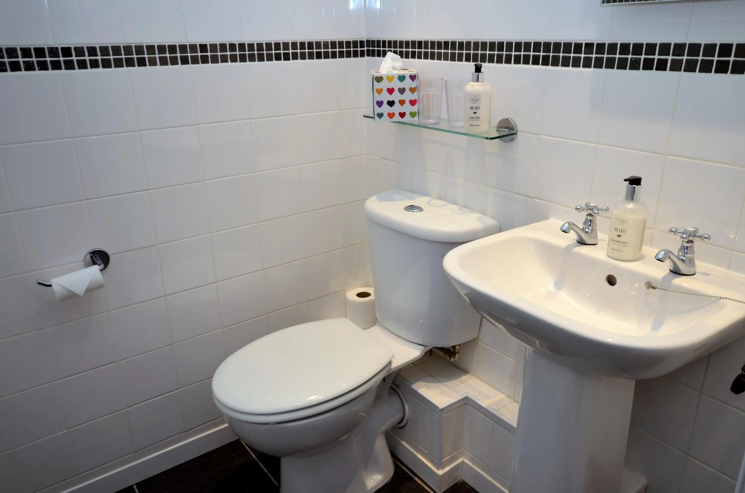 Bathroom in St. Hilary Guest House