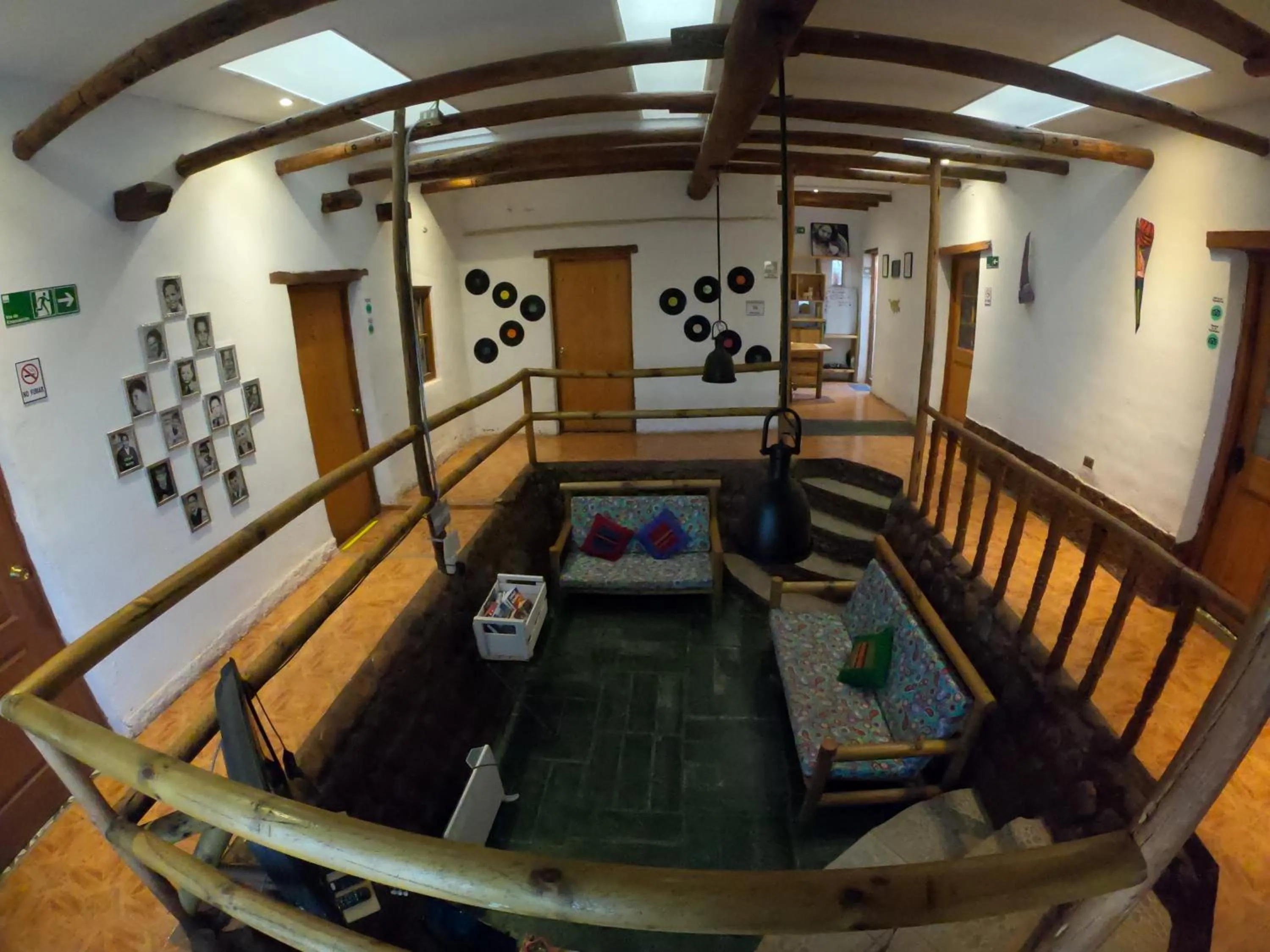 Seating area in Rey Lagarto Hostel