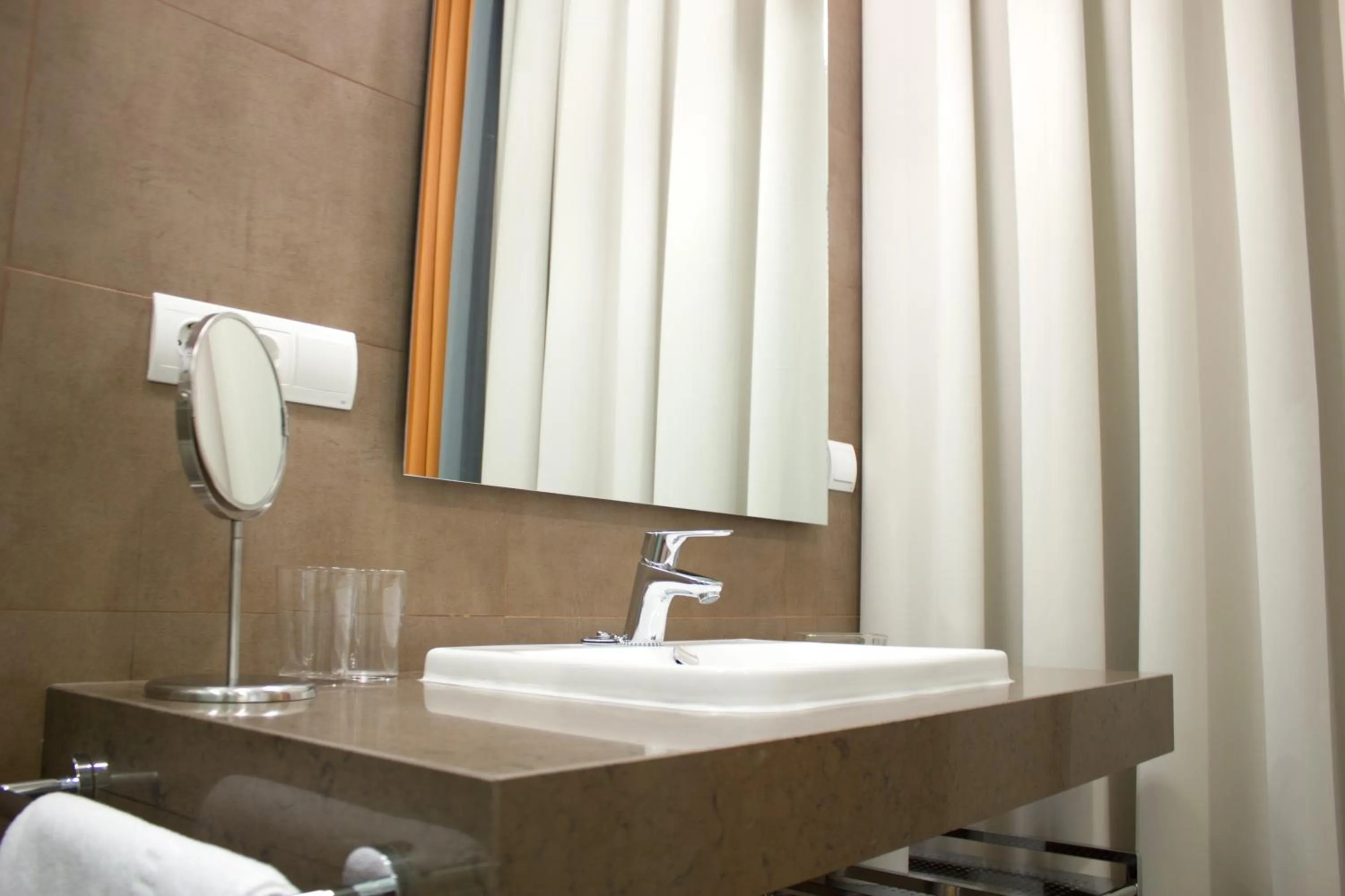 Bathroom in Life Apartments Alberto Lista