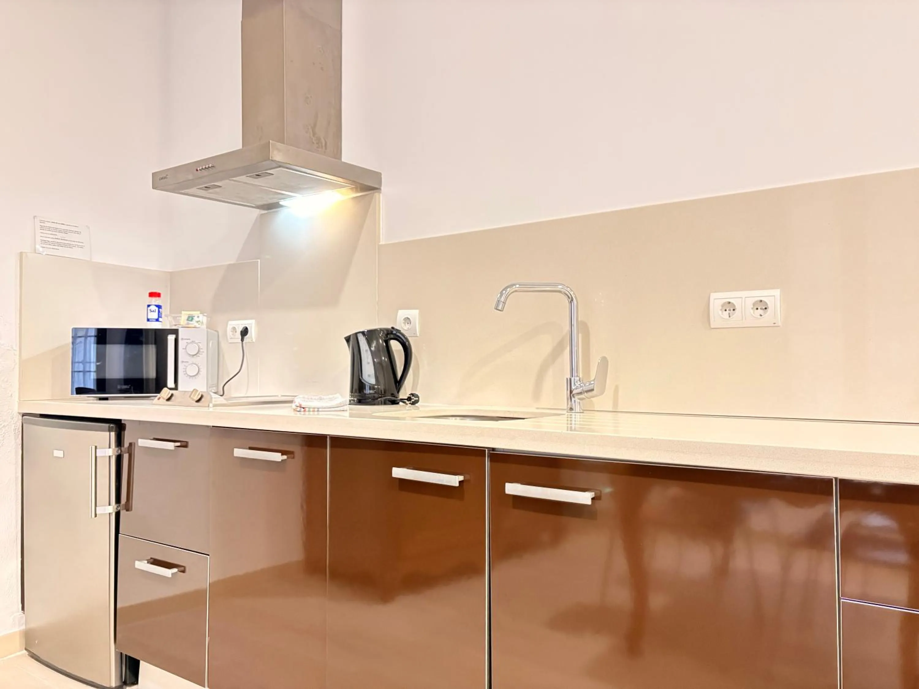 Kitchen or kitchenette in Life Apartments Alberto Lista