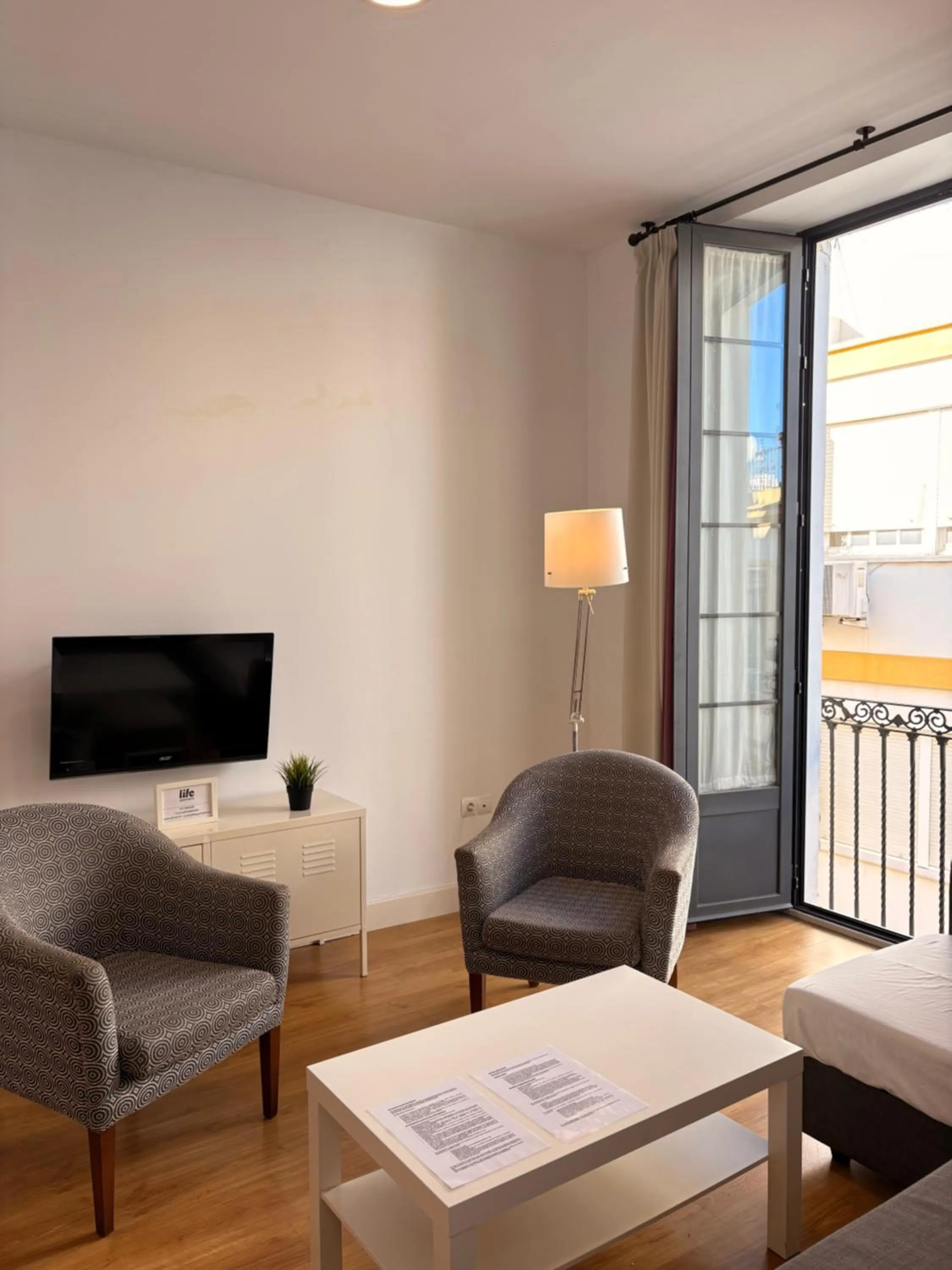 TV and multimedia in Life Apartments Alberto Lista