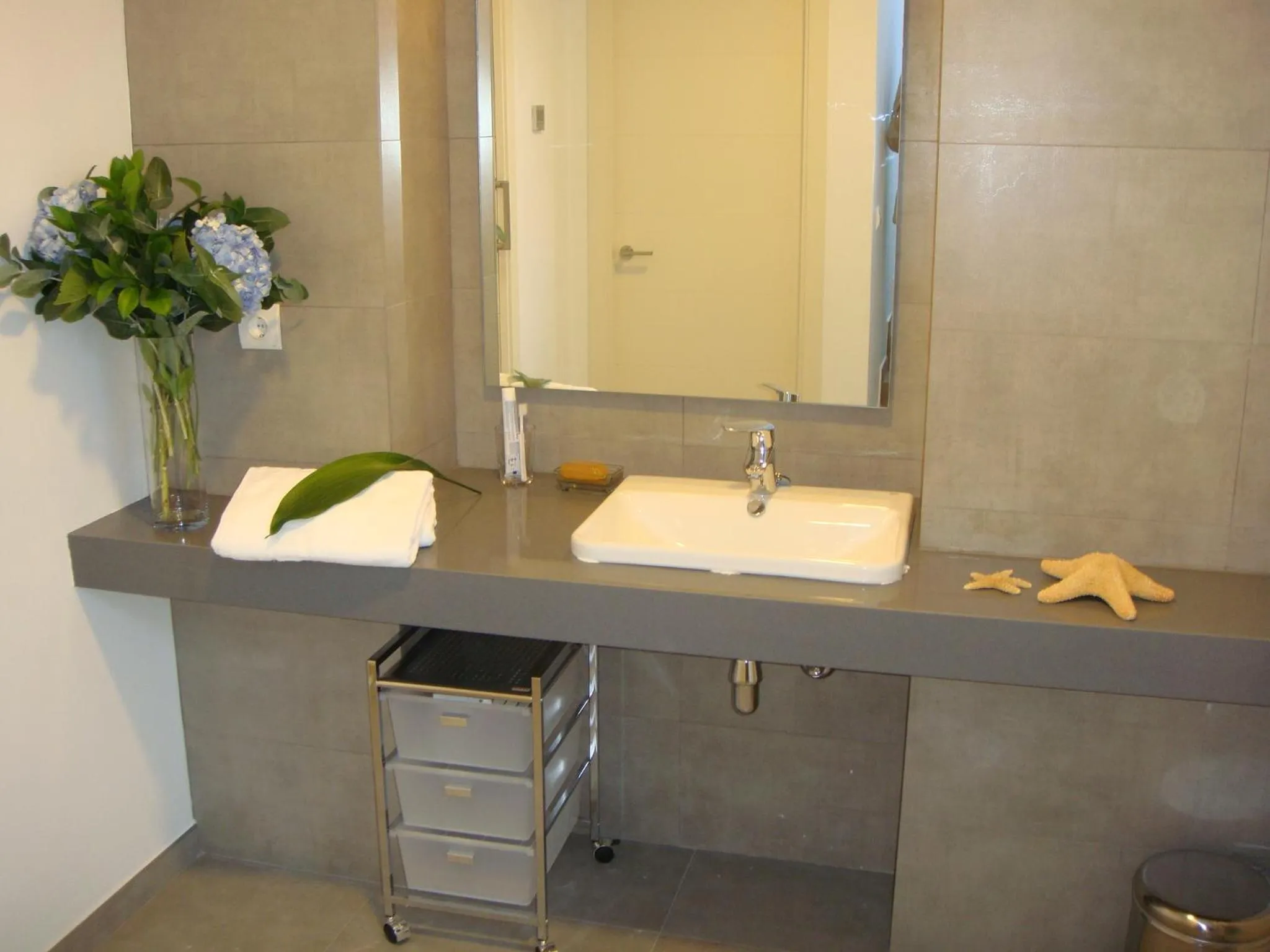 Bathroom in Life Apartments Alberto Lista