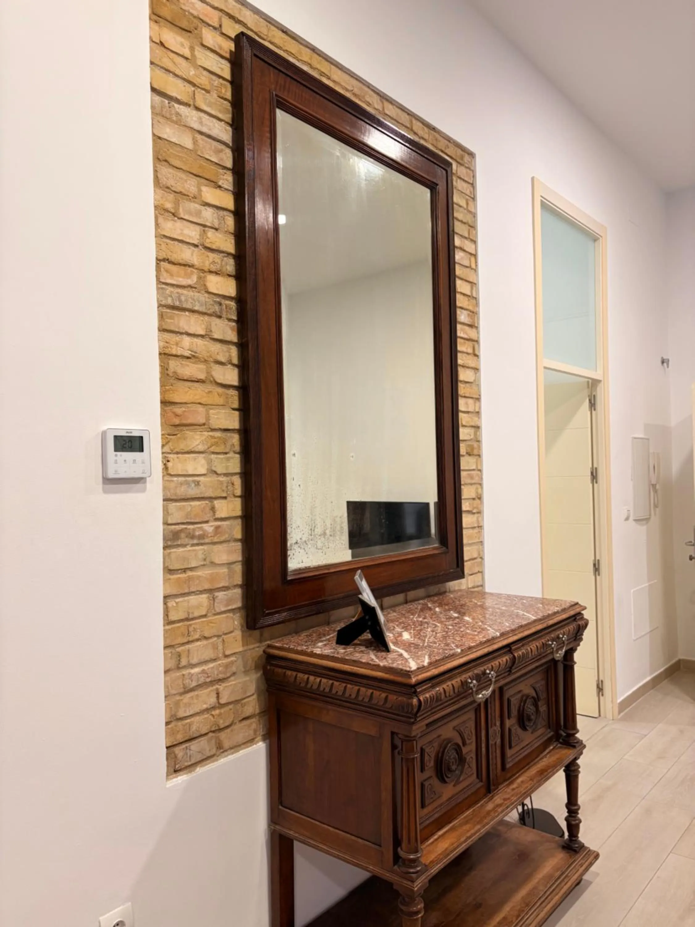 TV and multimedia in Life Apartments Alberto Lista