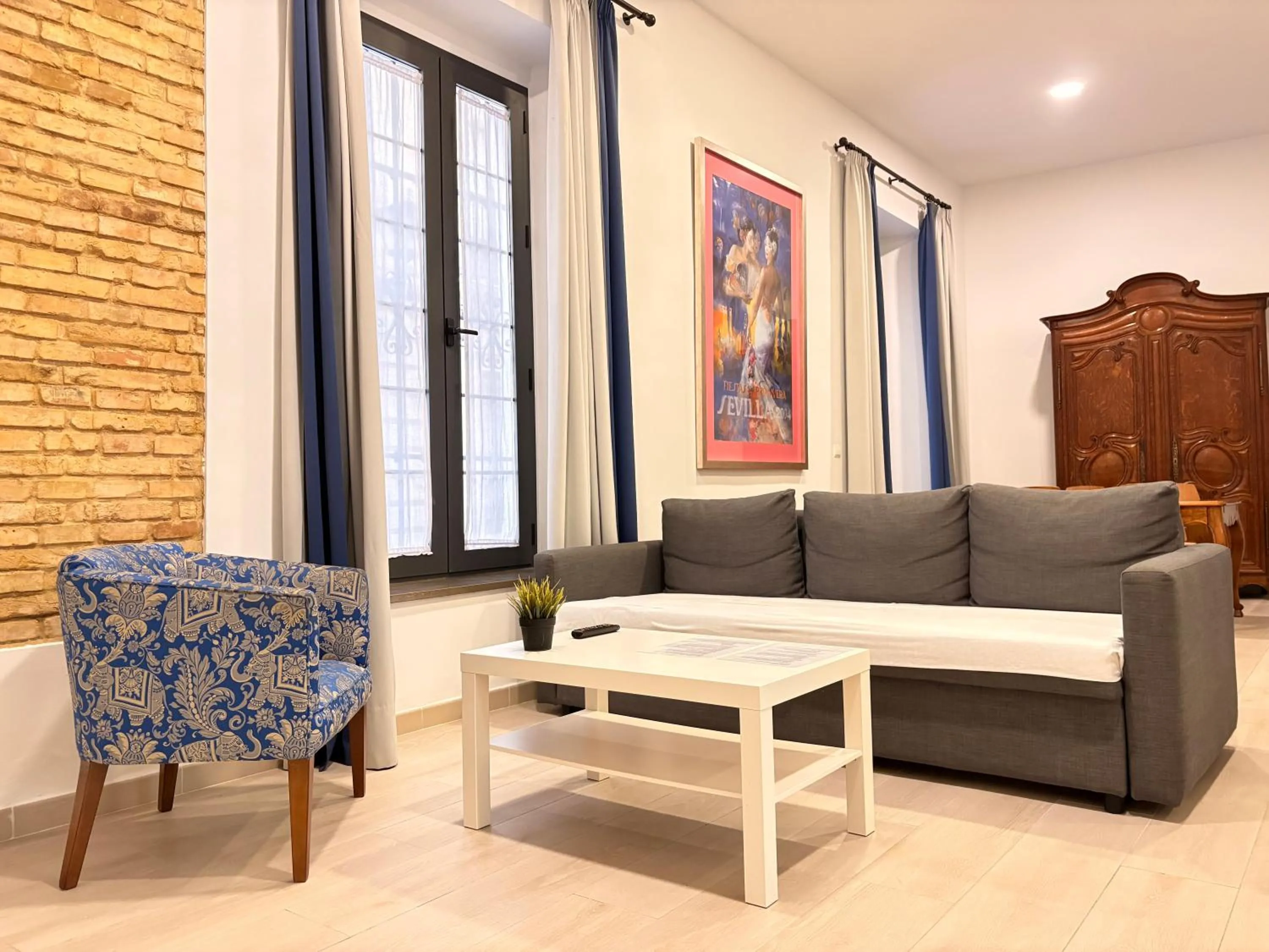 Living room in Life Apartments Alberto Lista