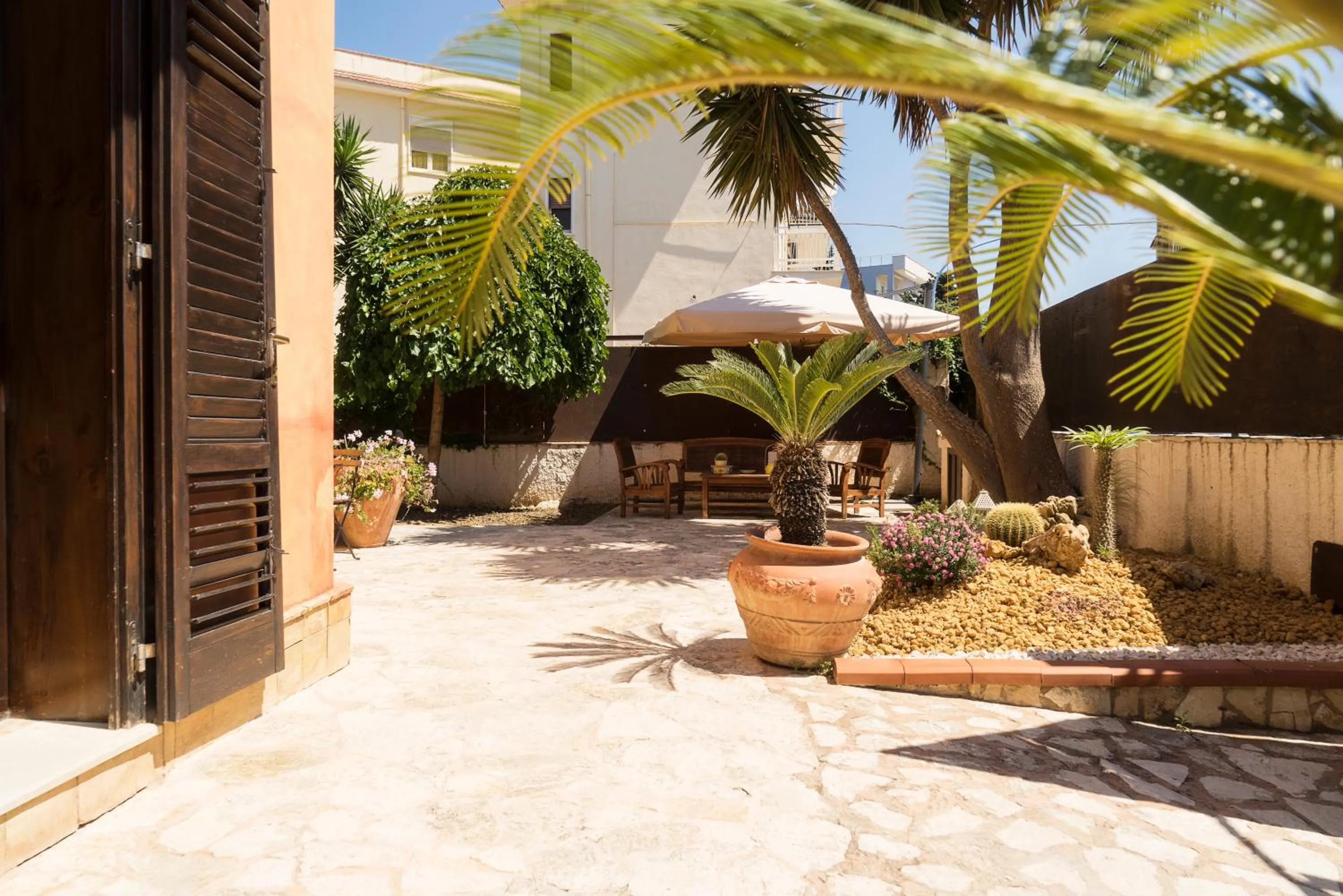 Facade/entrance in Maremosso