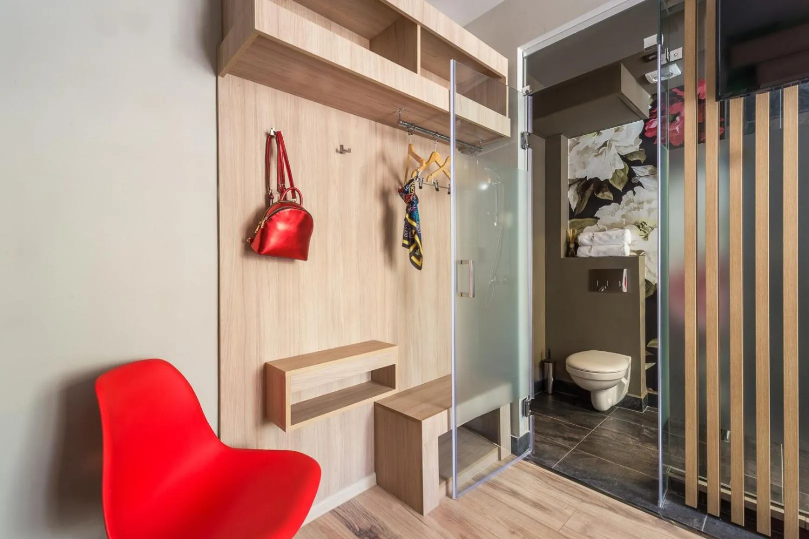 Toilet in Hotel Allur