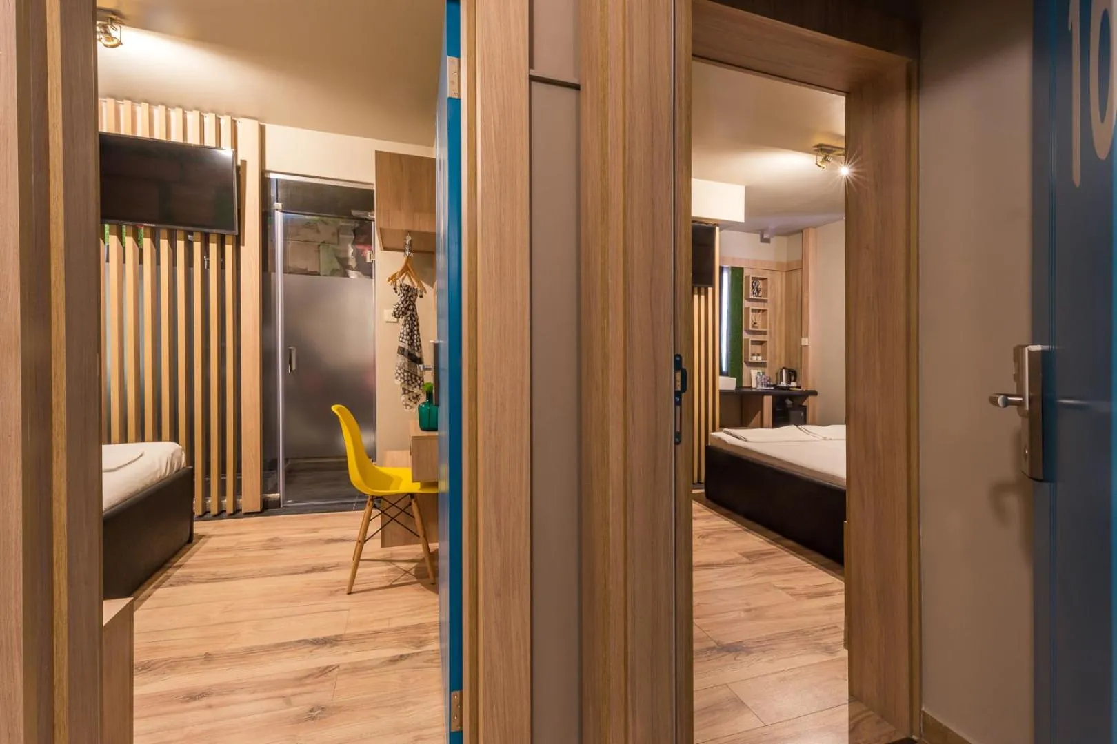 Coffee/tea facilities, Bed in Hotel Allur