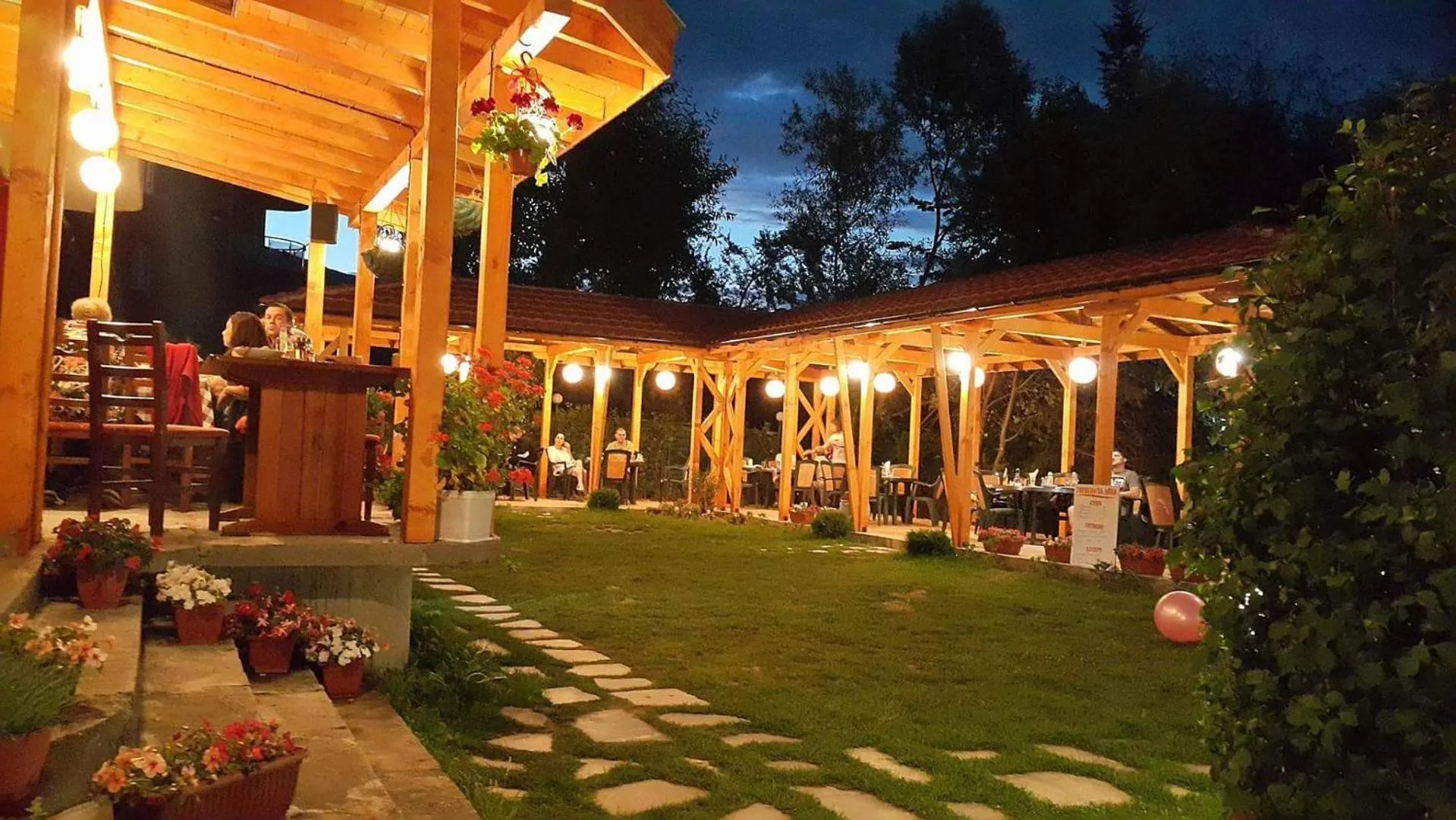 Patio in Family Hotel Iv