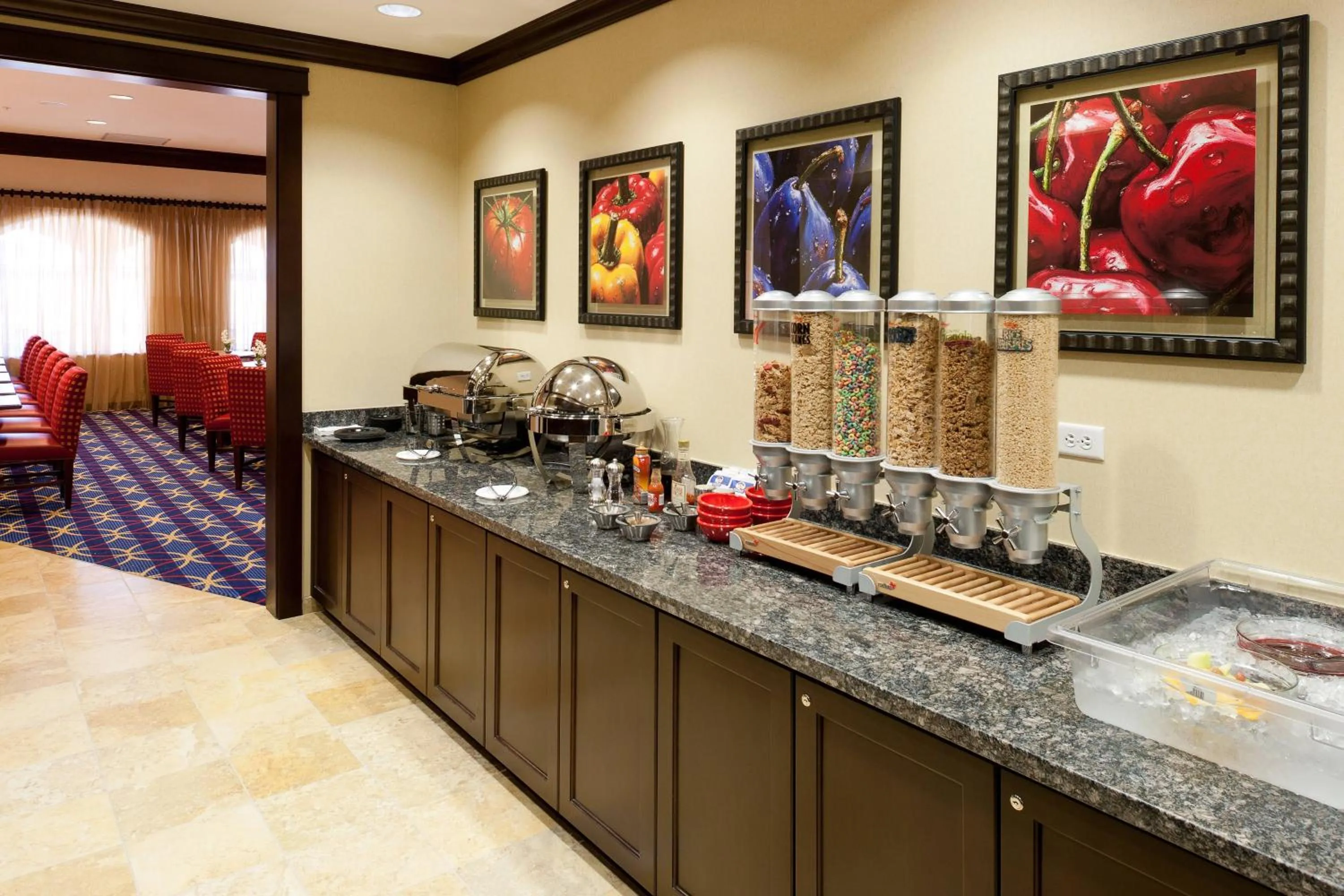 Breakfast in TownePlace Suites by Marriott Tucson Williams Centre