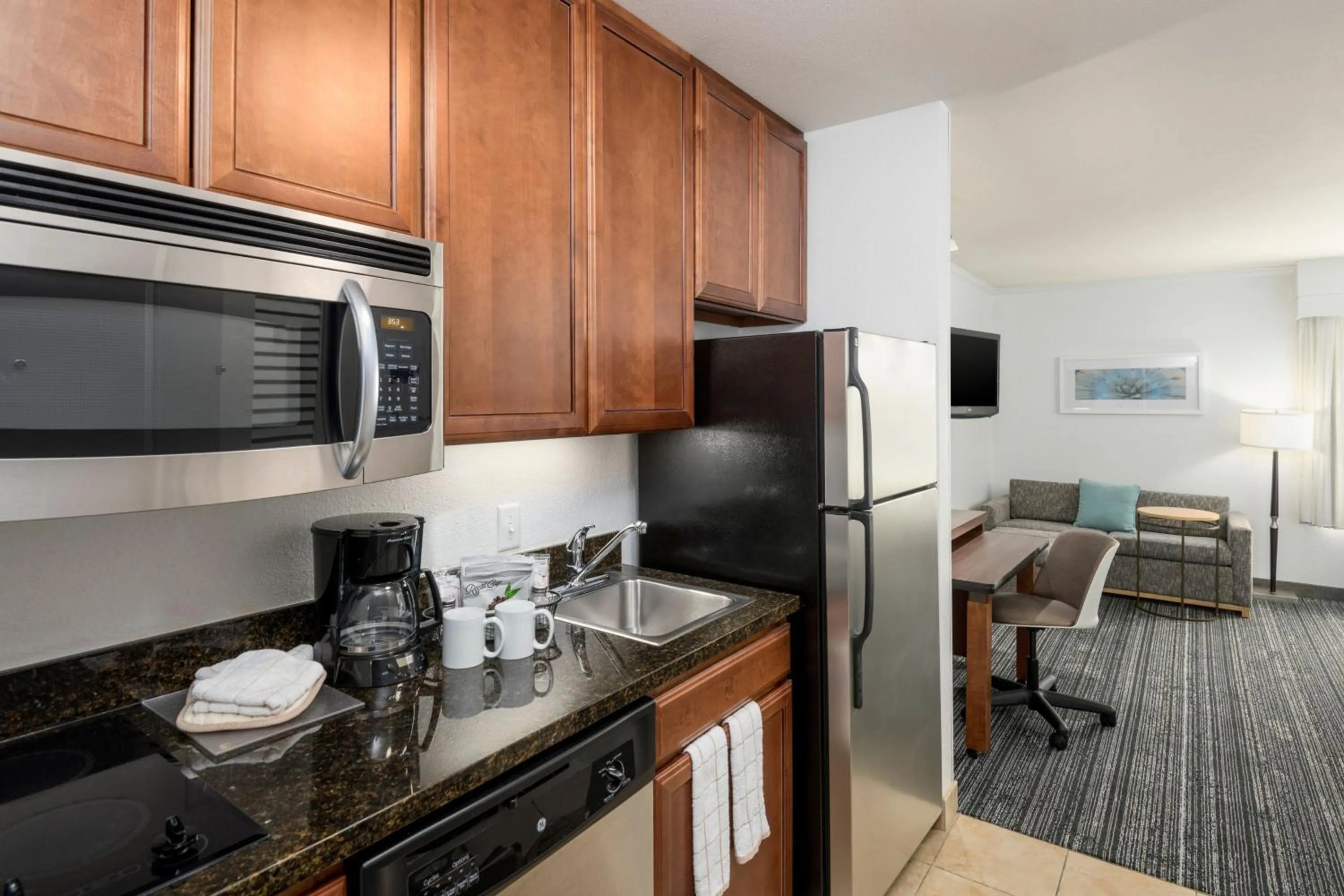 Kitchen or kitchenette in TownePlace Suites by Marriott Tucson Williams Centre