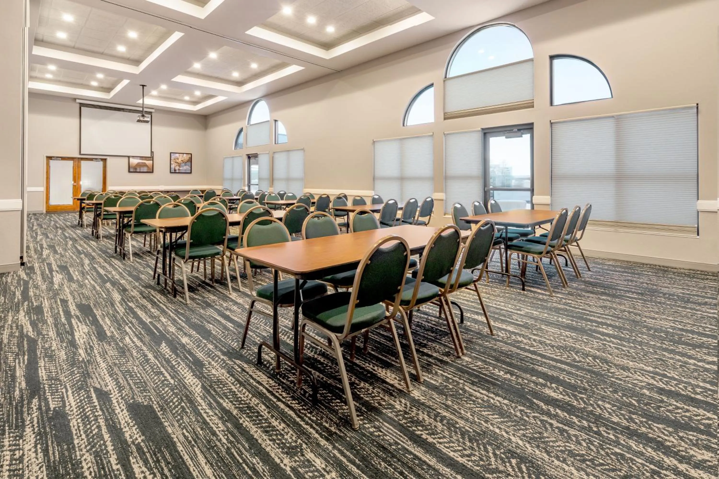 Banquet/Function facilities in AmericInn by Wyndham Valley City Conference Center
