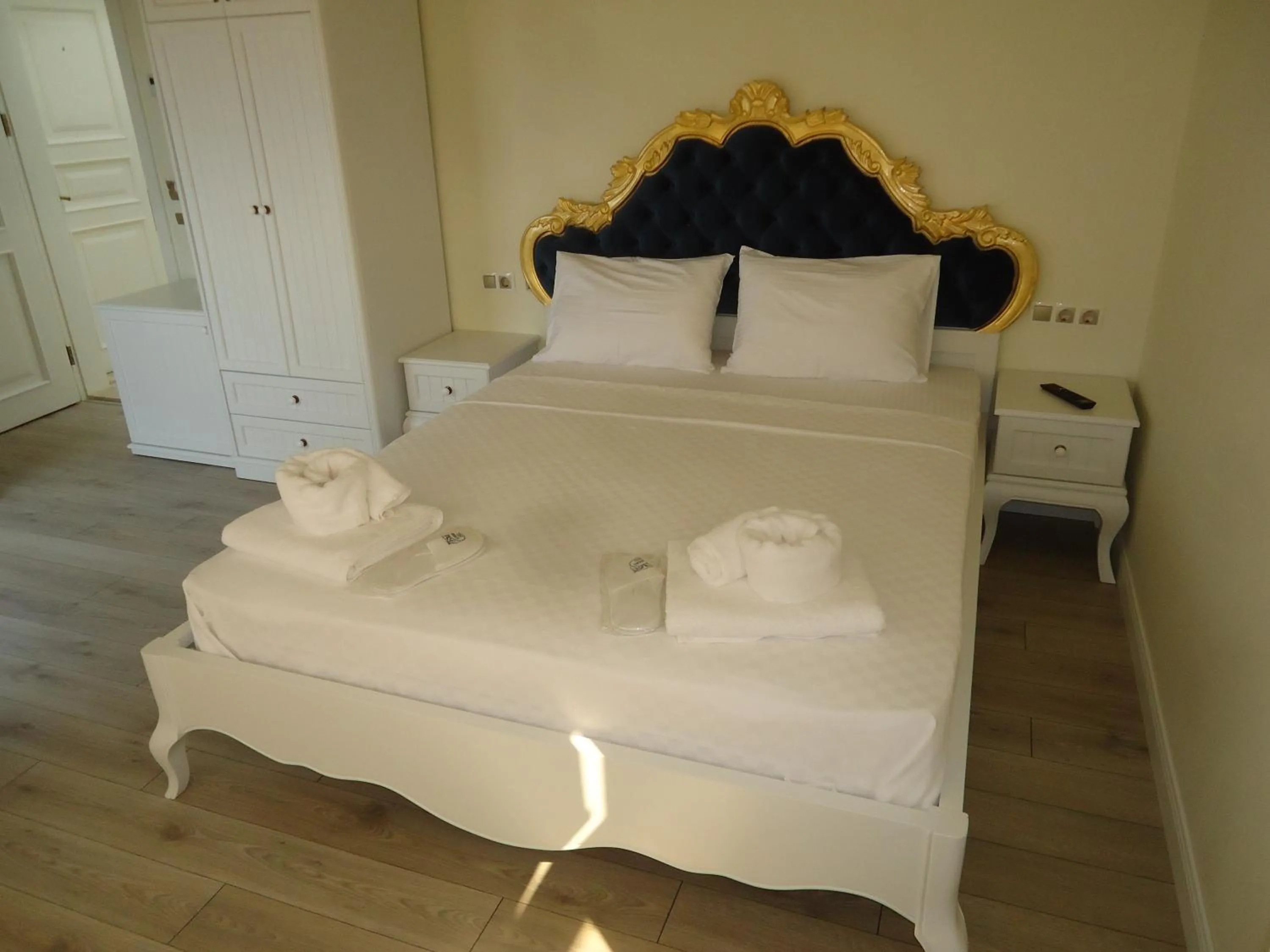 Bed in Grand Alaçatı Butik Hotel