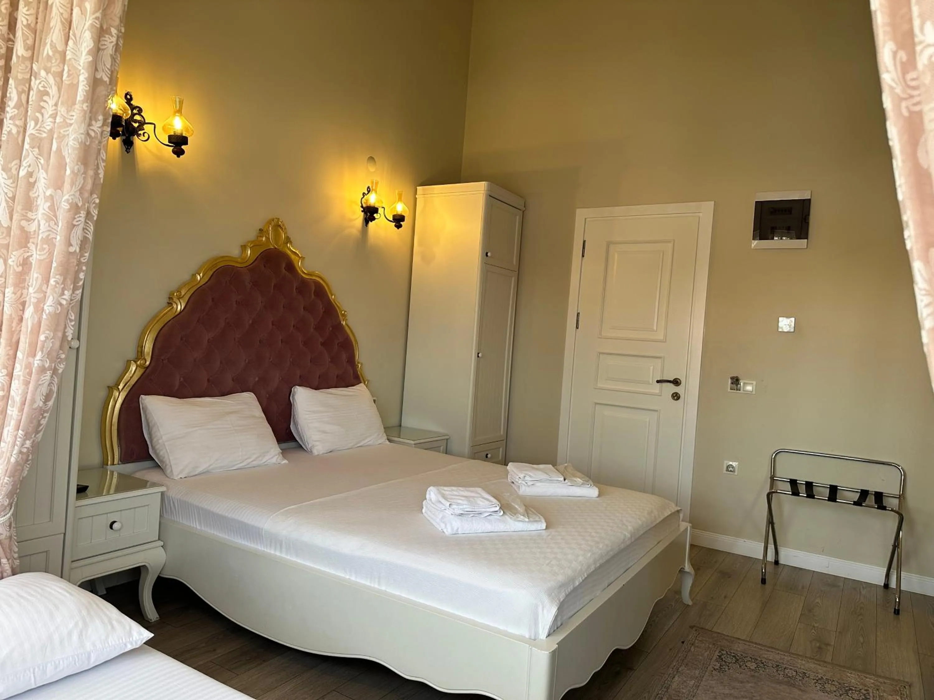 Bed in Grand Alaçatı Butik Hotel