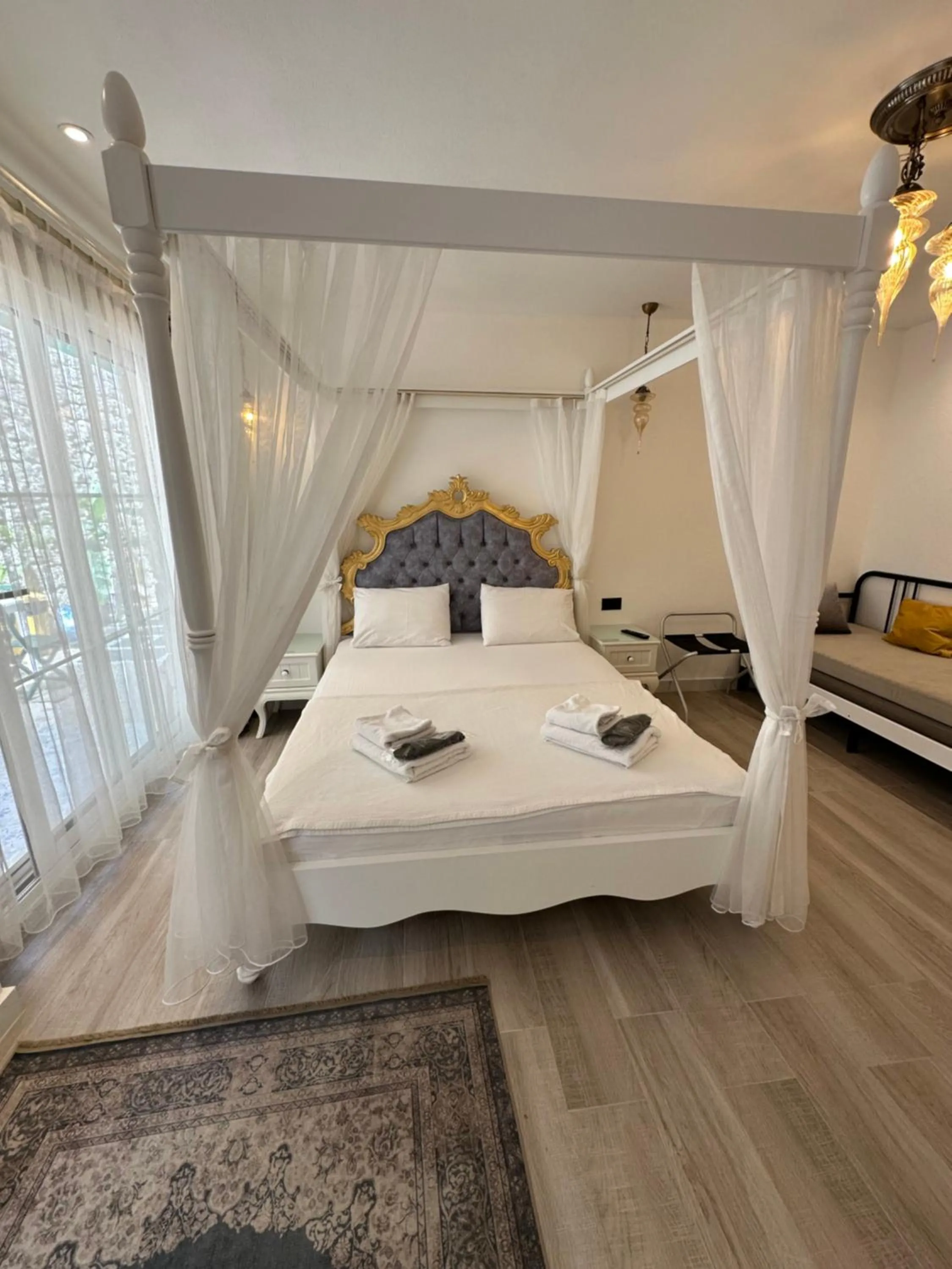 Bed in Grand Alaçatı Butik Hotel