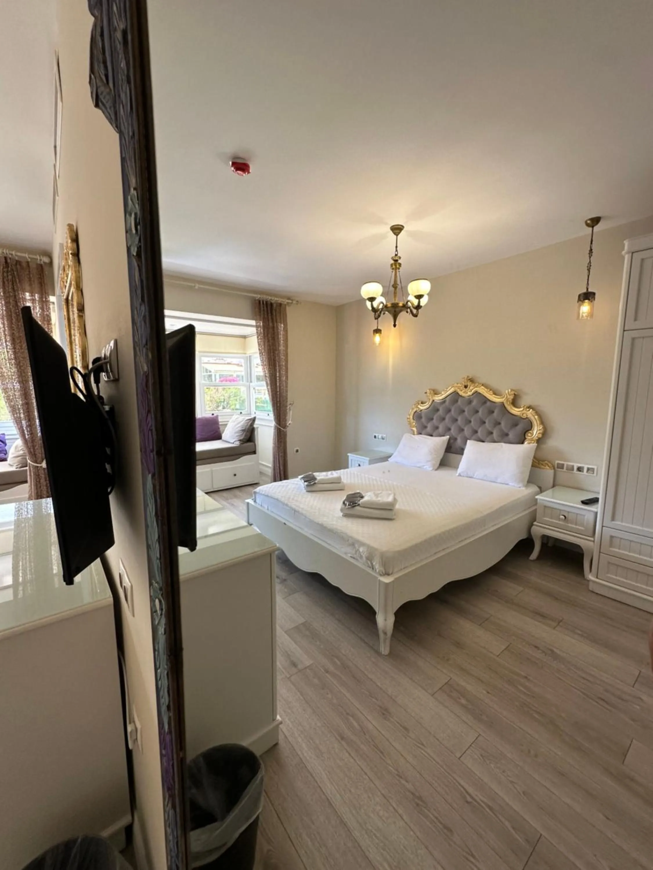 Bed in Grand Alaçatı Butik Hotel