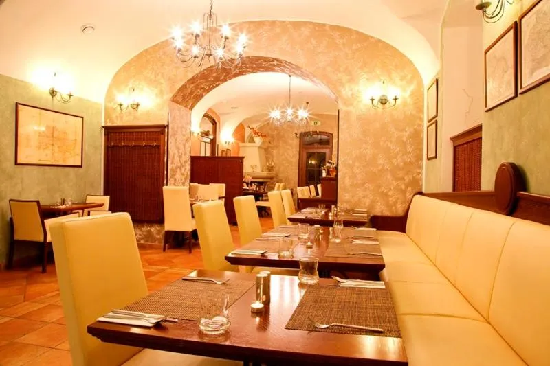 Staff in Hotel Zámek Berchtold