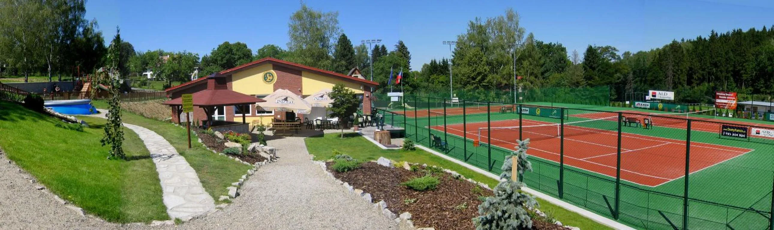 Fishing in Hotel Zámek Berchtold