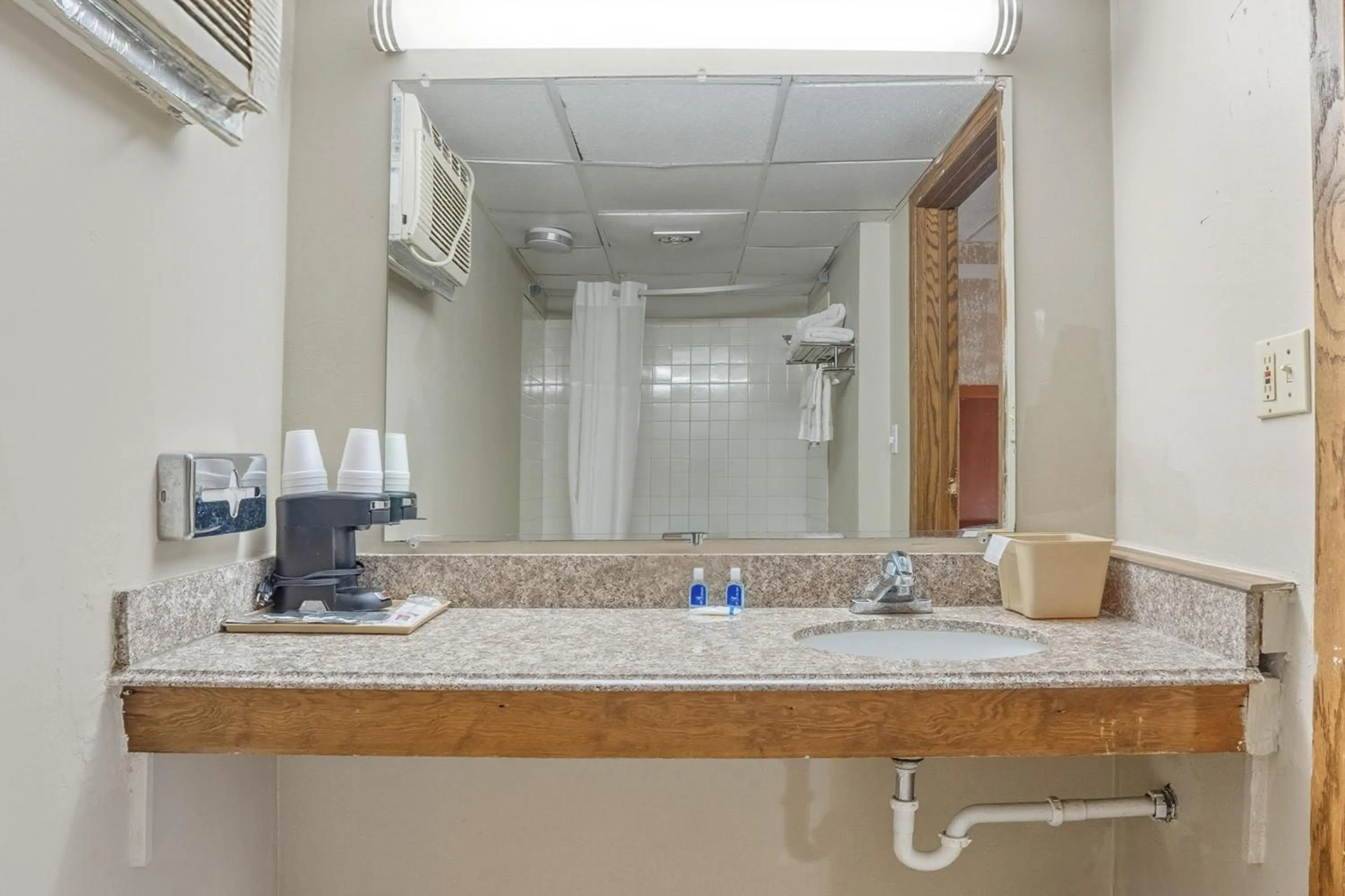 Bathroom in Devils Lake Inn By OYO Near Devils Lake Regional Airport