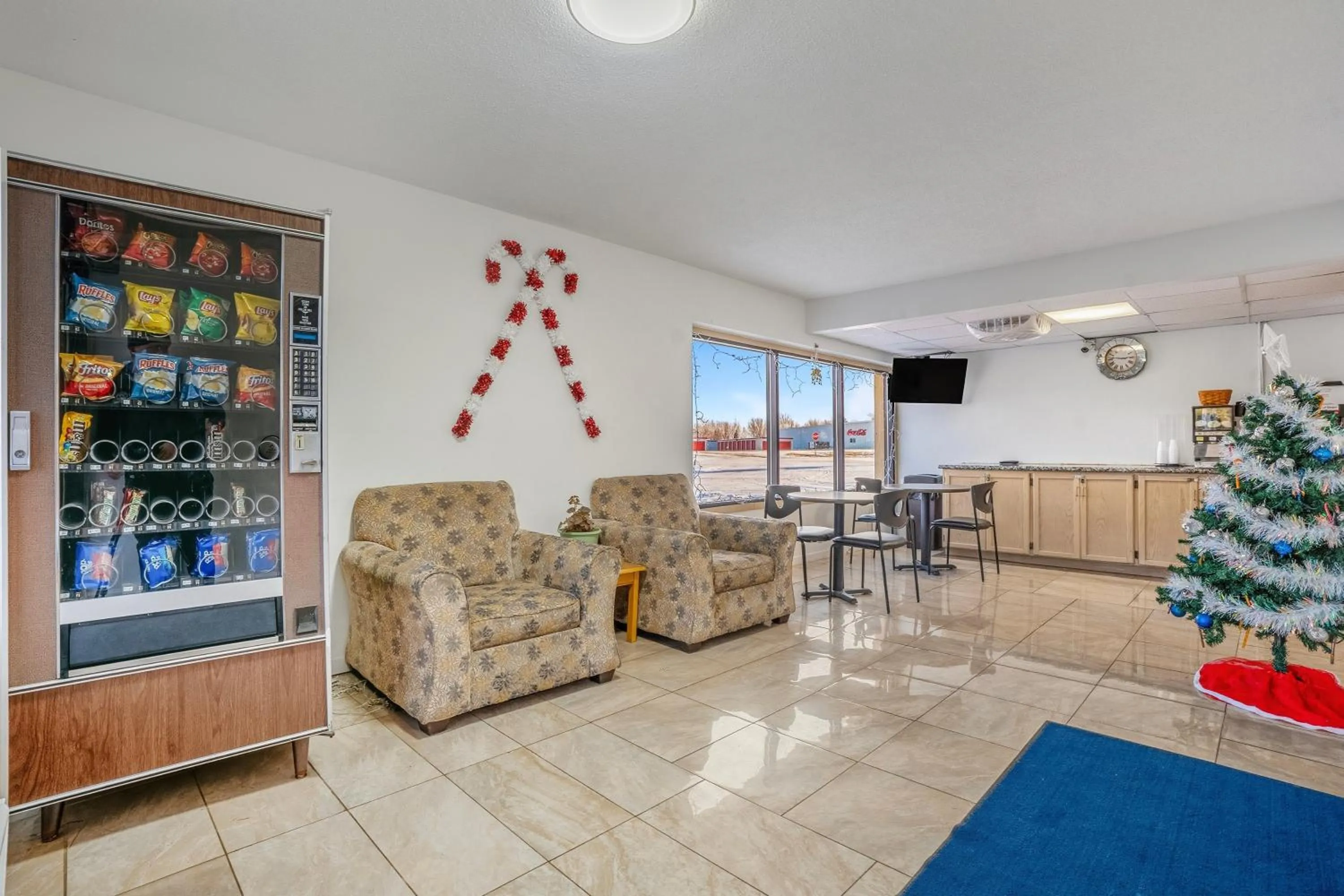 Lobby or reception in Devils Lake Inn By OYO Near Devils Lake Regional Airport