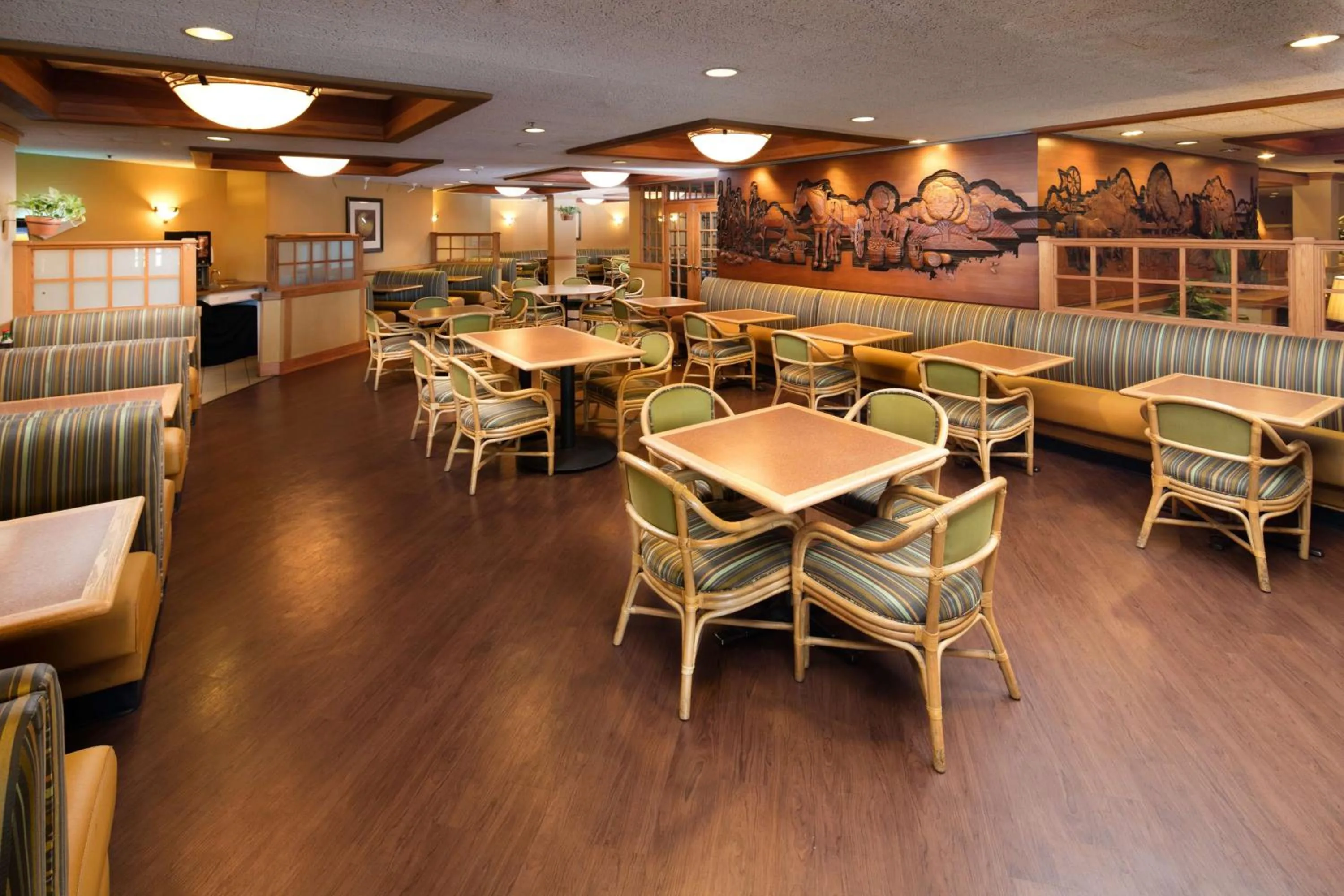 Restaurant/places to eat in Red Lion Hotel Boise Downtowner