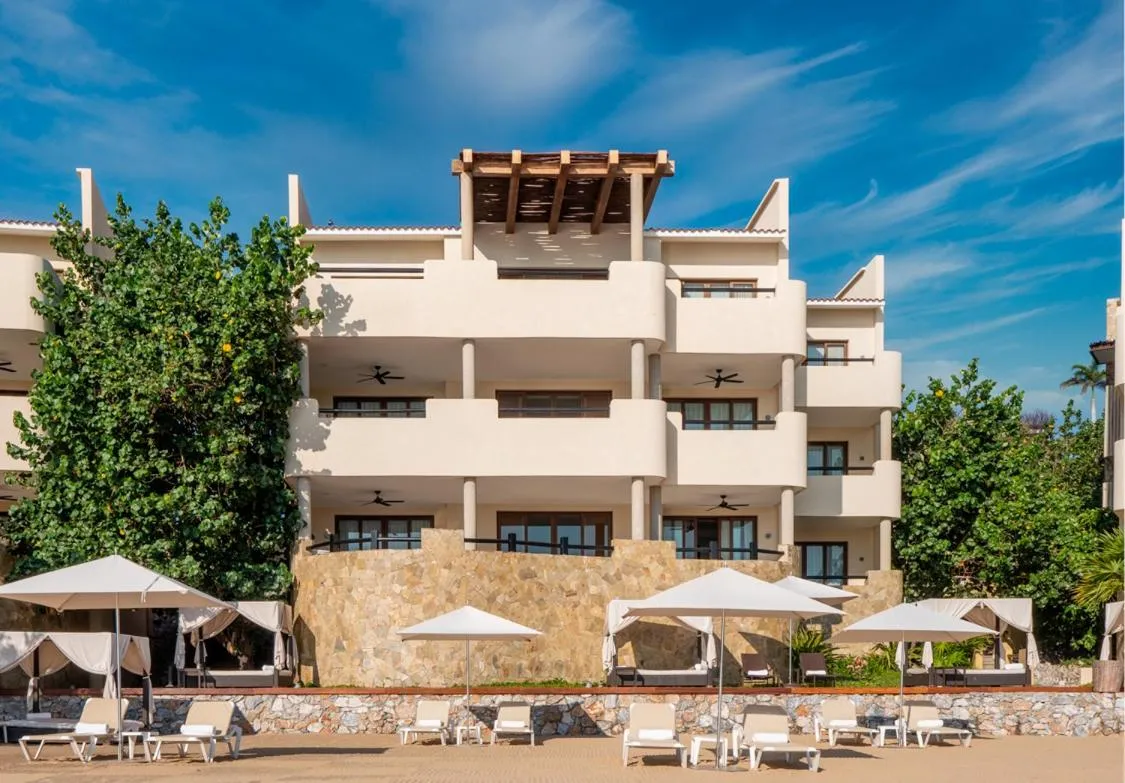 Property building in Celeste Beach Residences Huatulco Curamoria Collection