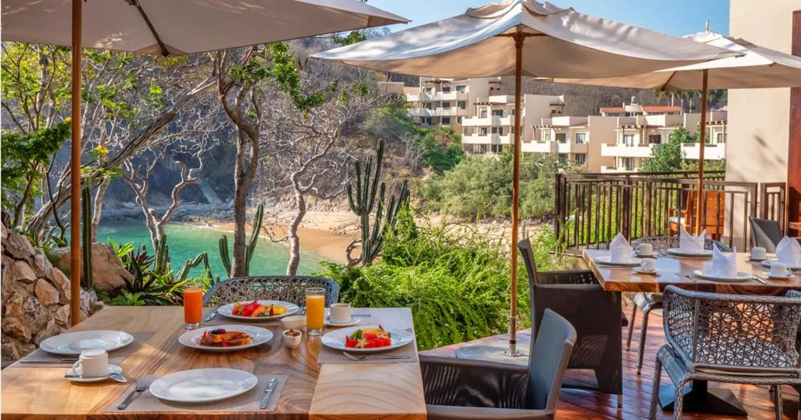 Balcony/Terrace in Celeste Beach Residences Huatulco Curamoria Collection