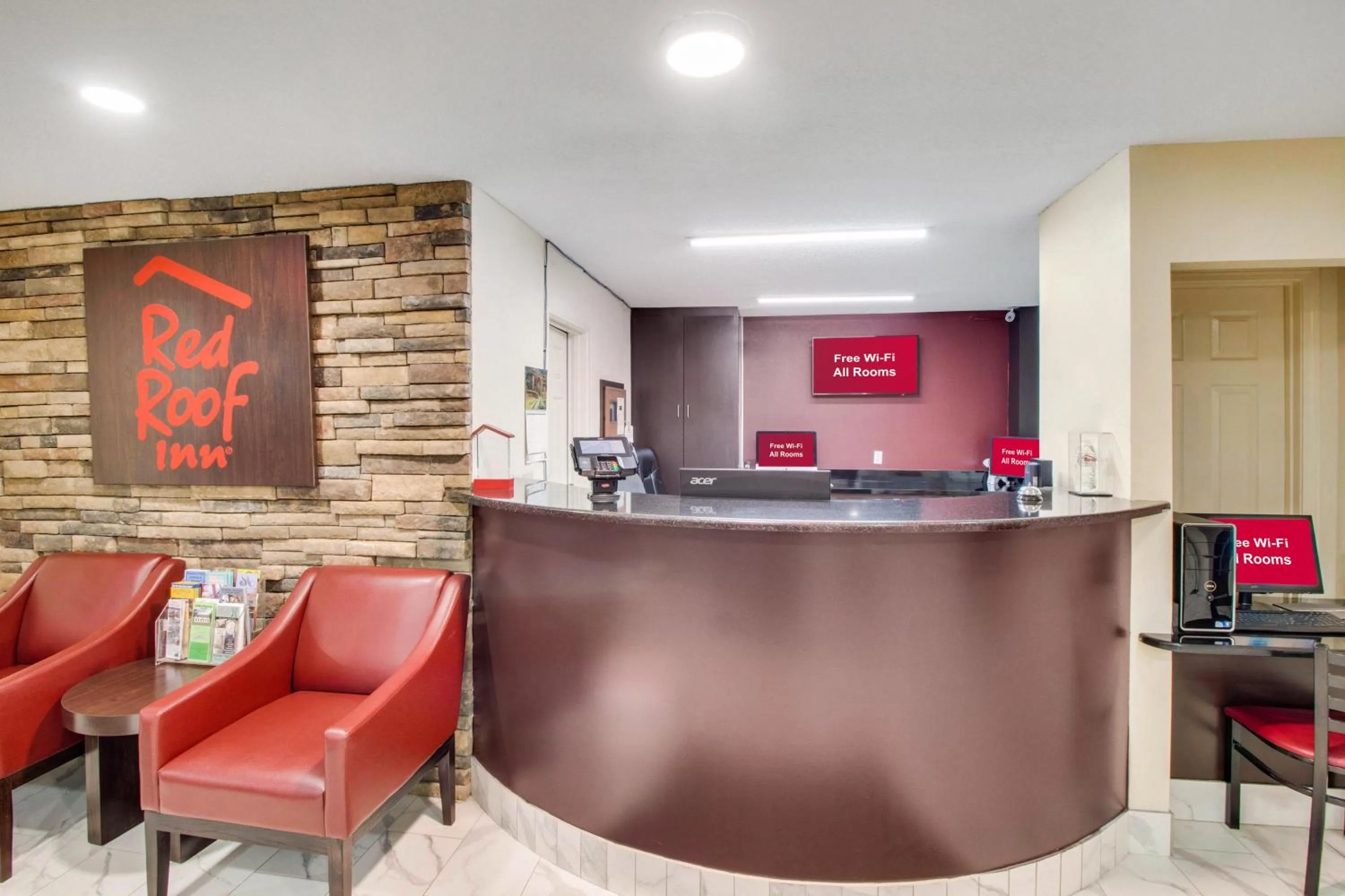 Lobby or reception in Red Roof Inn Franklin, KY