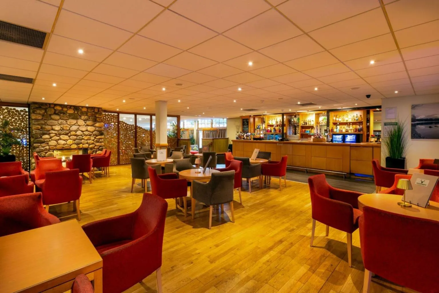 Lounge or bar in Coylumbridge Resort Hotel