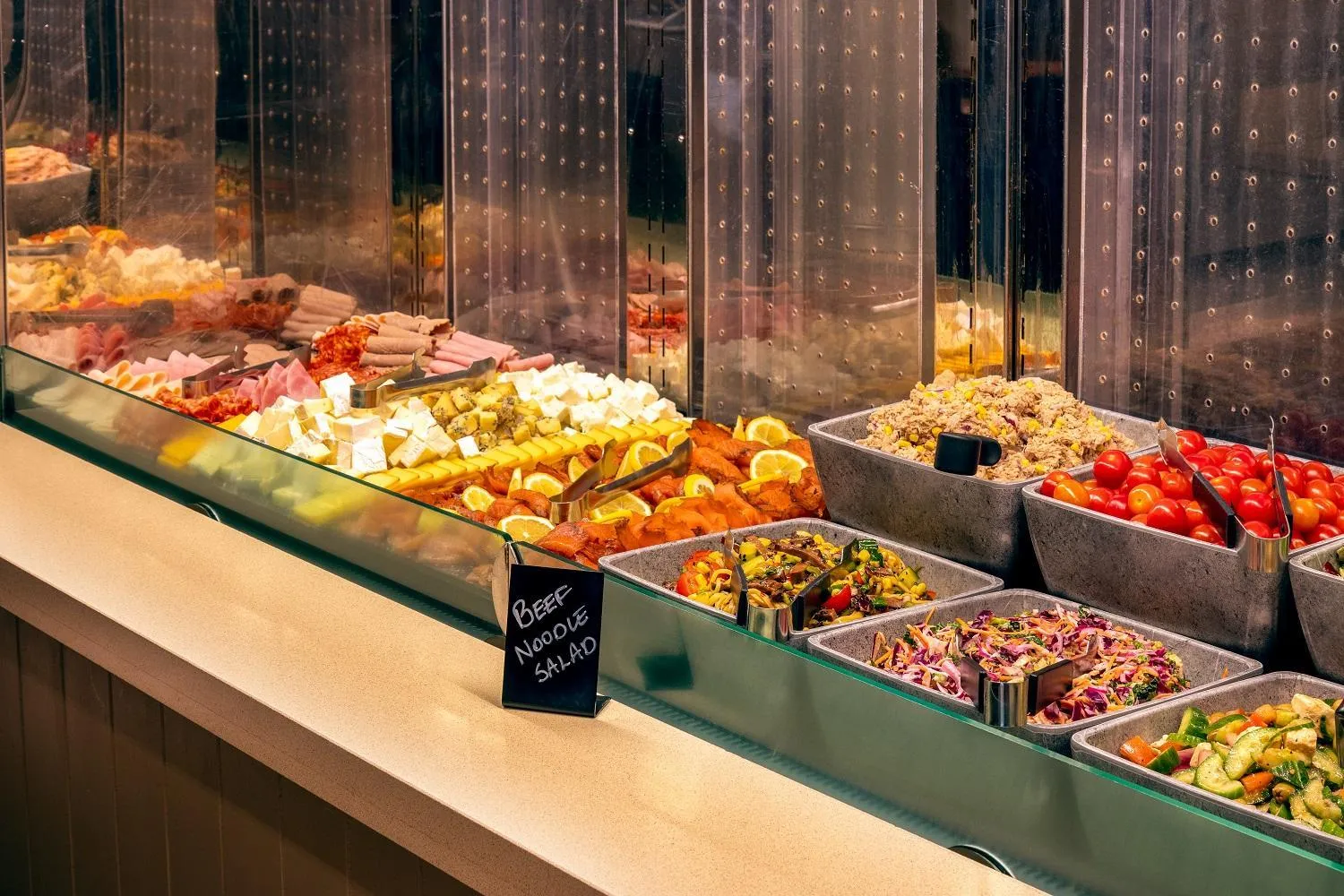 Food and drinks in Coylumbridge Resort Hotel