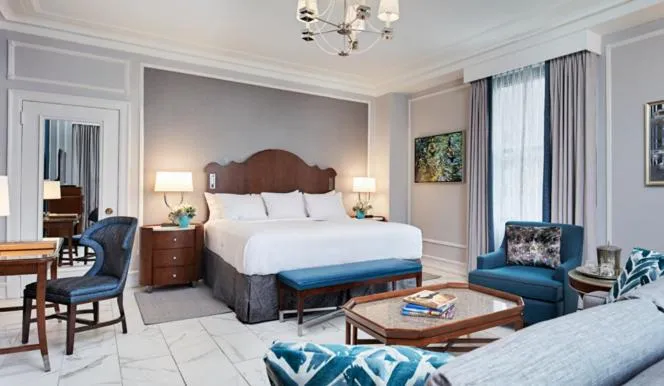 Bed in Peabody Memphis