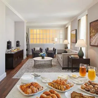 Continental breakfast in Peabody Memphis