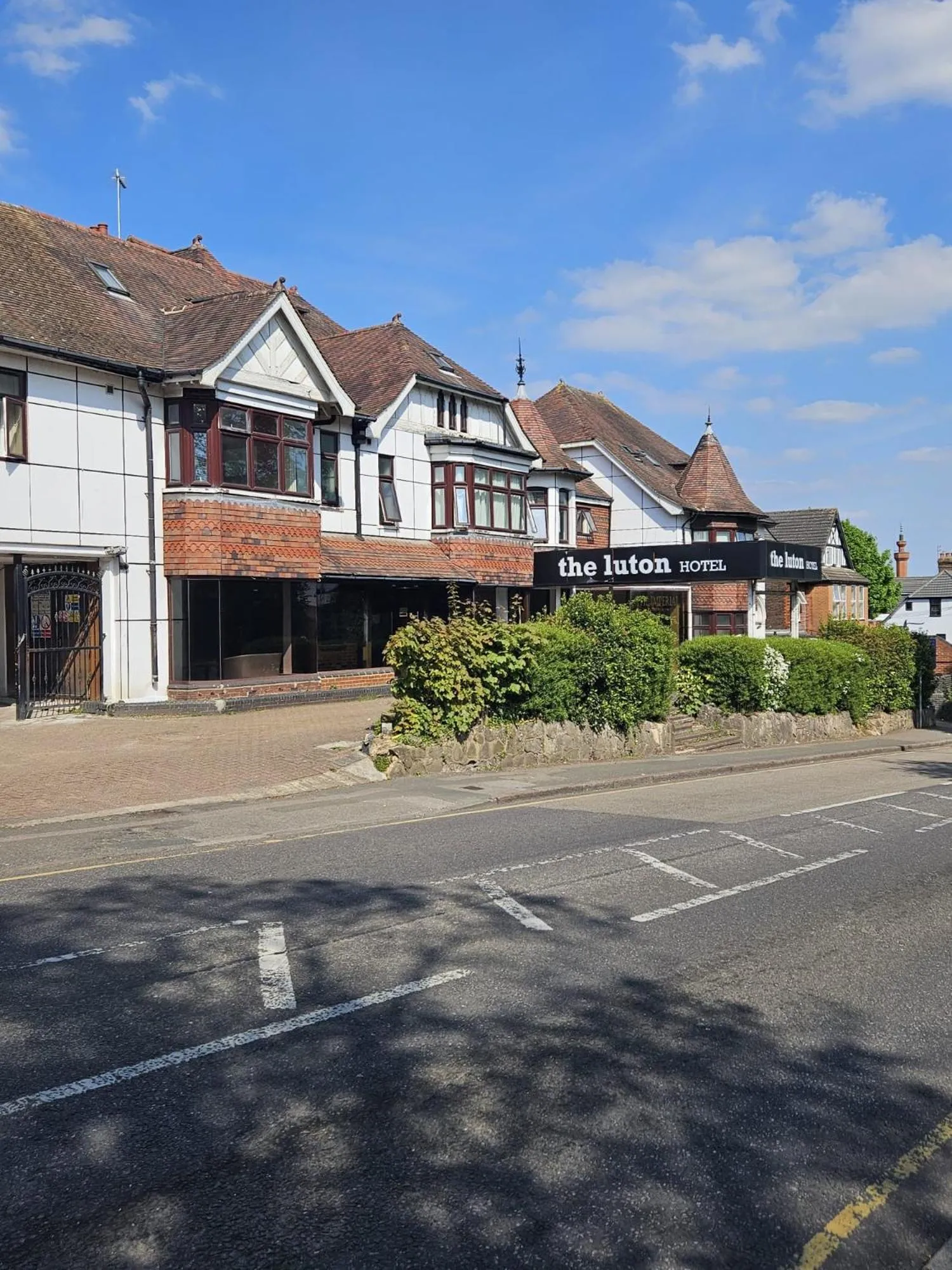 Property building in OYO The Luton Hotel