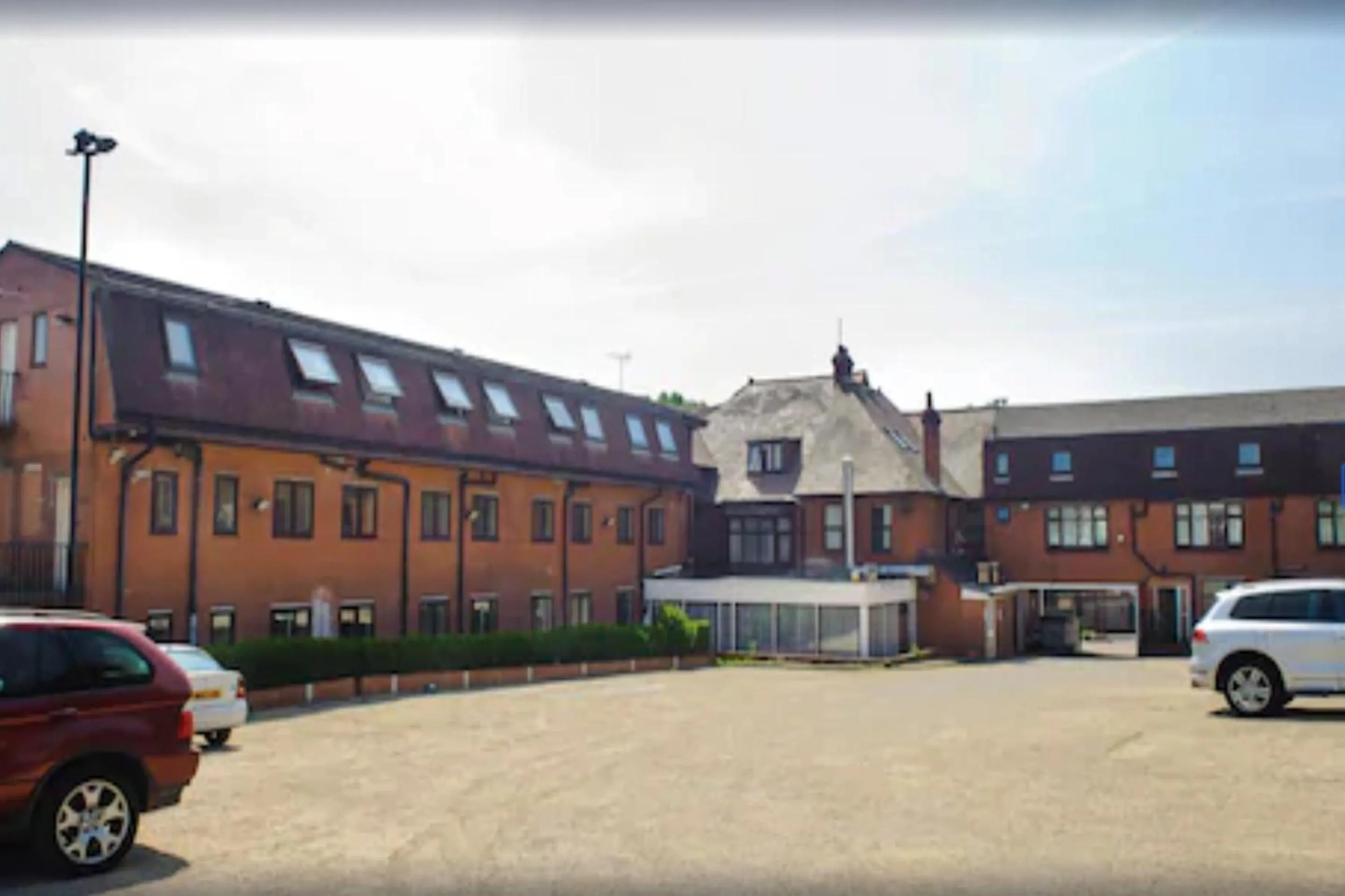 On site in OYO The Luton Hotel