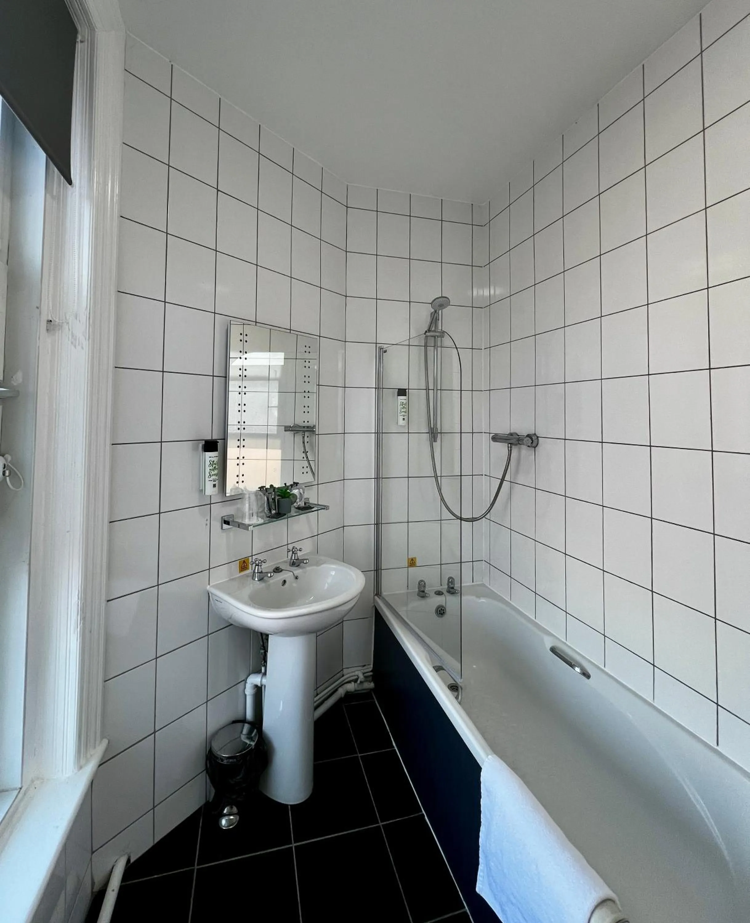 Shower in Best Western The Grand Hotel Hartlepool