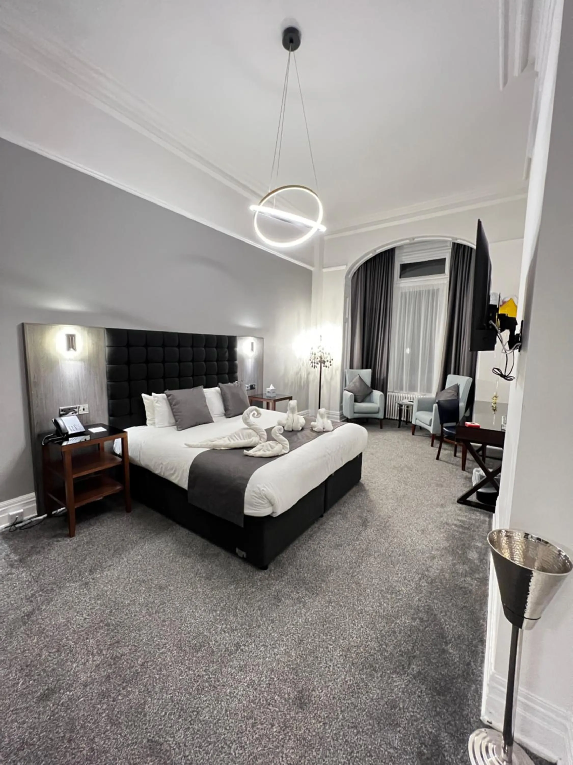 Bed in Best Western The Grand Hotel Hartlepool