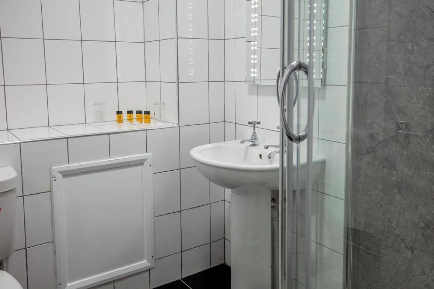 Bathroom in Best Western The Grand Hotel Hartlepool