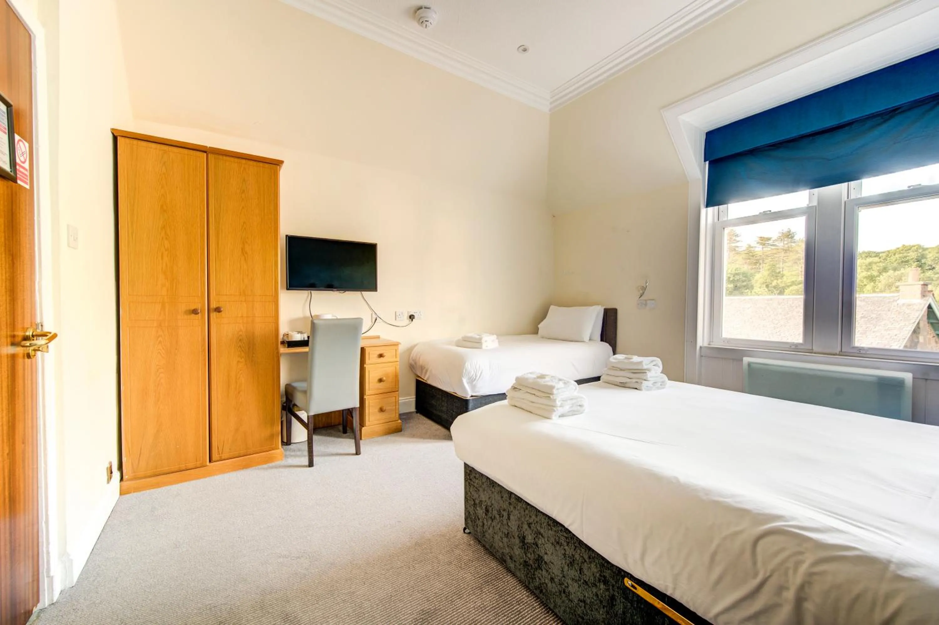 Bed in The Morar Hotel